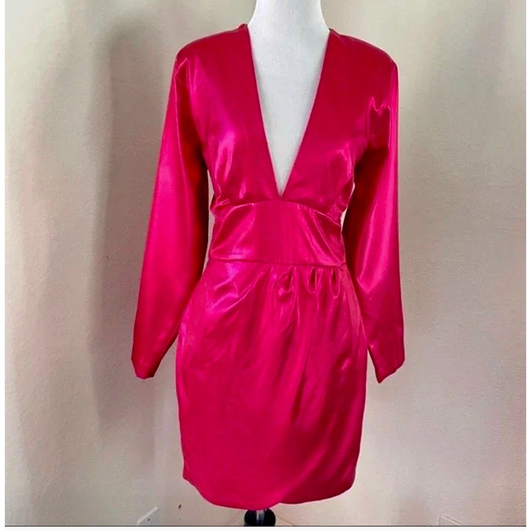 Zara ZARA BLOGGER FAVORITE LAMINATED MINI DRESS FUCHSIA Size M / US 6-8 / IT 42-44 - 6 Thumbnail