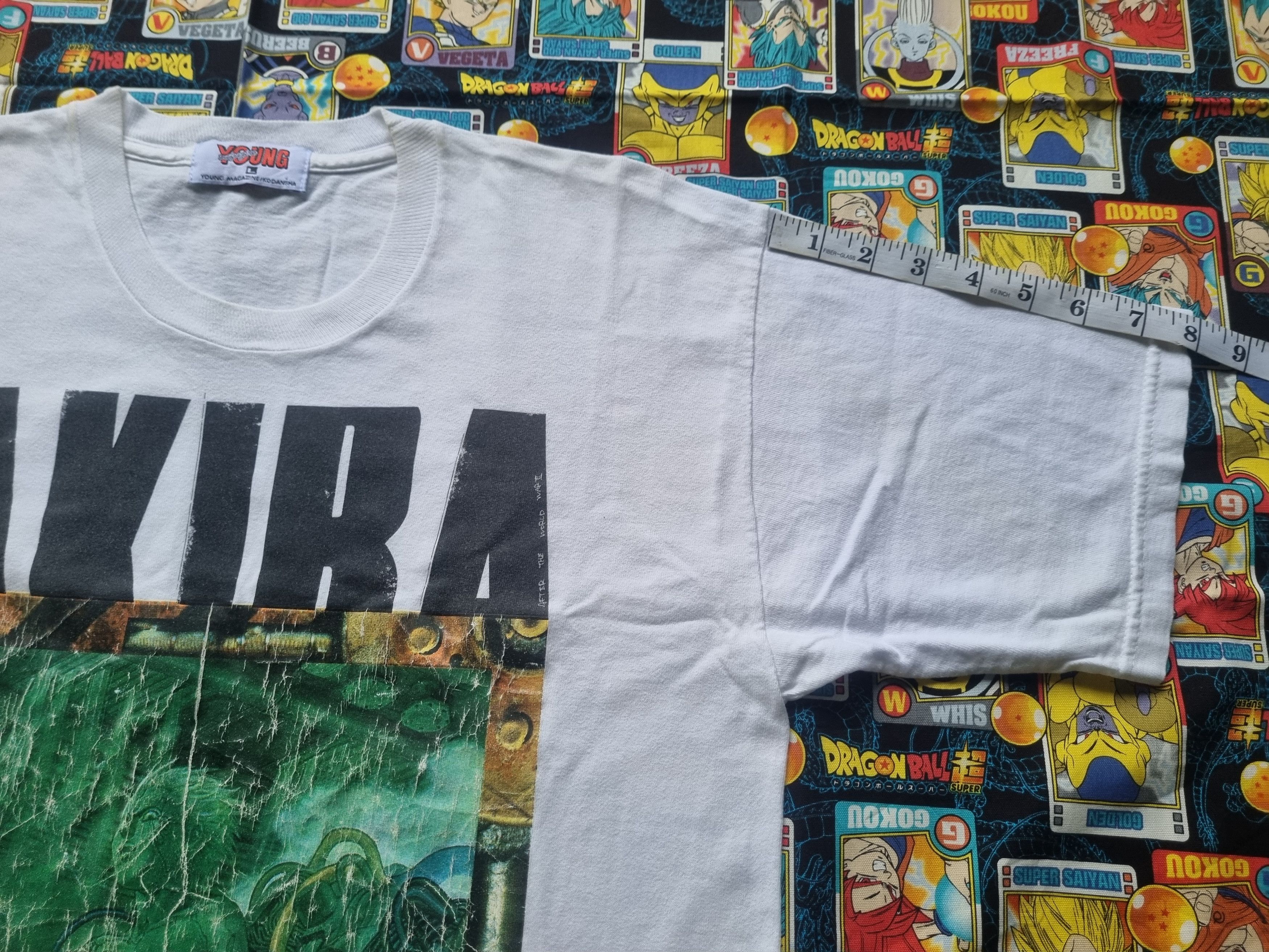 Anime Vintage Akira Young And Magazine Vol 5 T Shirt Size US L / EU 52-54 / 3 - 7 Thumbnail