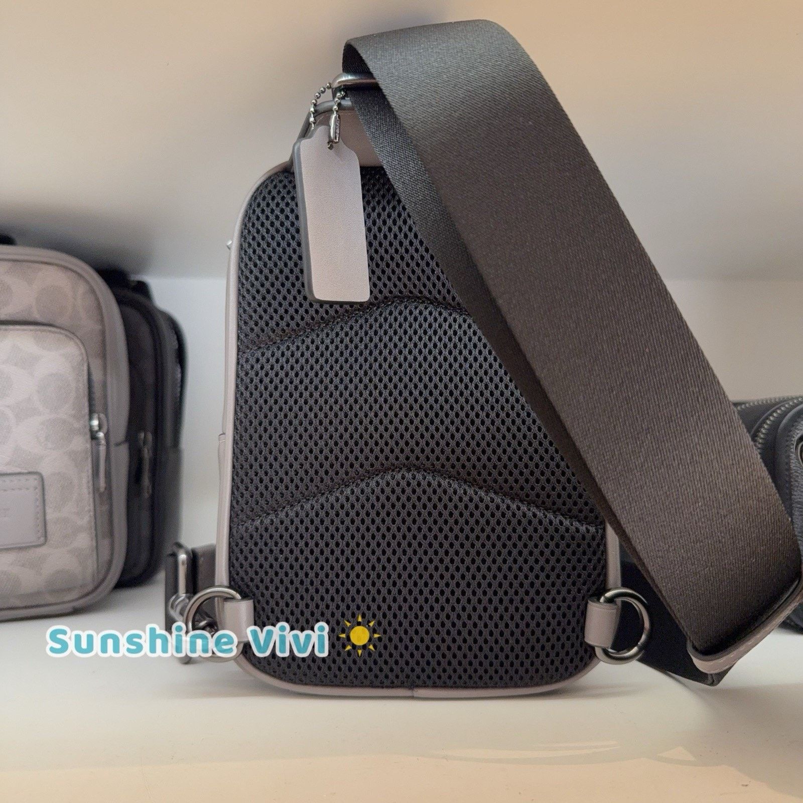 Coach NWT COACH RACER Sling Bag Men Leather CV763 Grey/Charcoal Size ONE SIZE - 4 Thumbnail