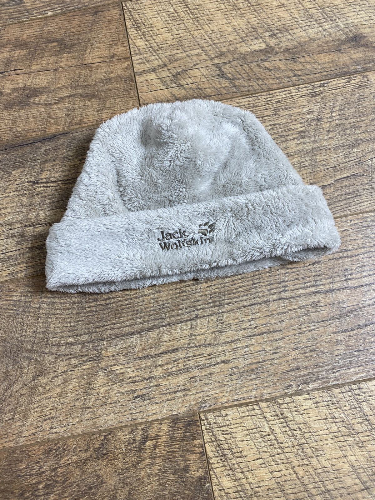 Jack Wolfskin Jack Wolfskin Shaggy Fleece Beanie Hat Gorpcore Grey Size ONE SIZE - 1 Thumbnail