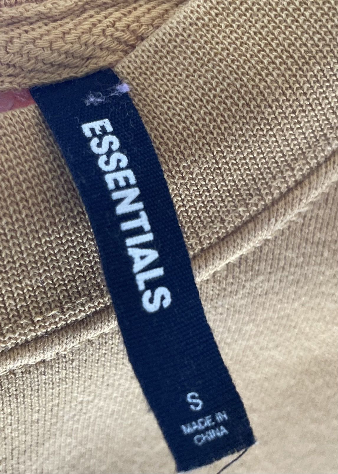 Fear of God Fear of God Essentials Long Beach 3M Crewneck Size US S / EU 44-46 / 1 - 5 Thumbnail