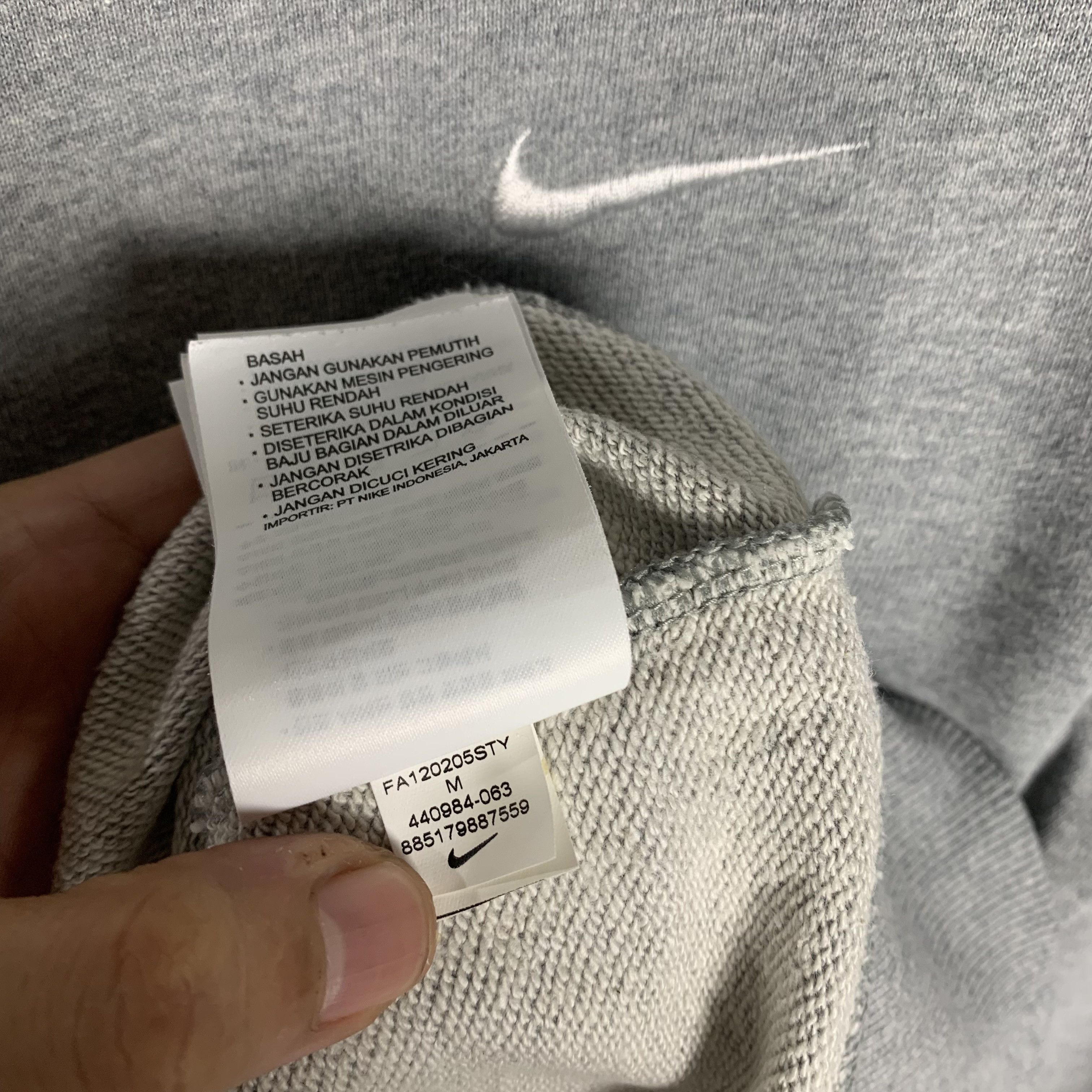 Nike Nike Y2K Swoosh Sweatshirt Crewneck Size US M / EU 48-50 / 2 - 5 Thumbnail