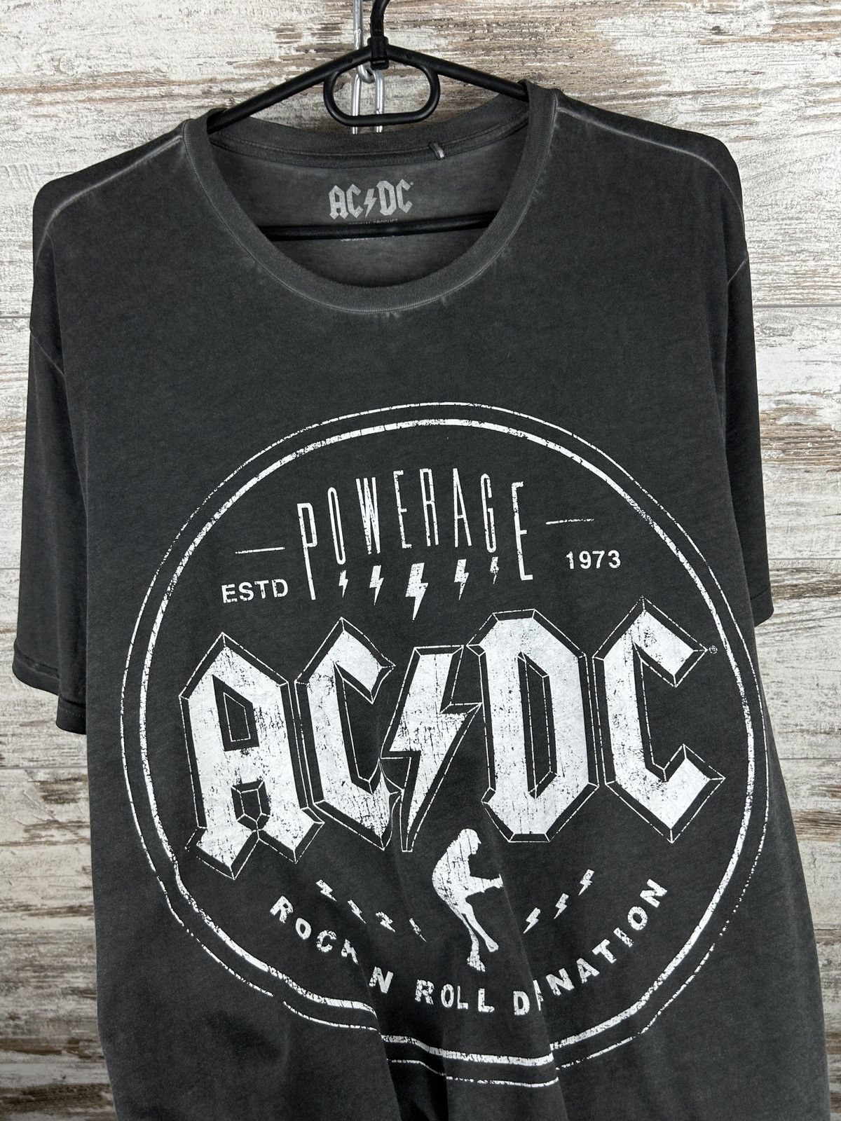 AC/DC × Band Tees Mens Vintage AC/DC T-shirt tee rock band rare merch y2k Size US L / EU 52-54 / 3 - 6 Thumbnail