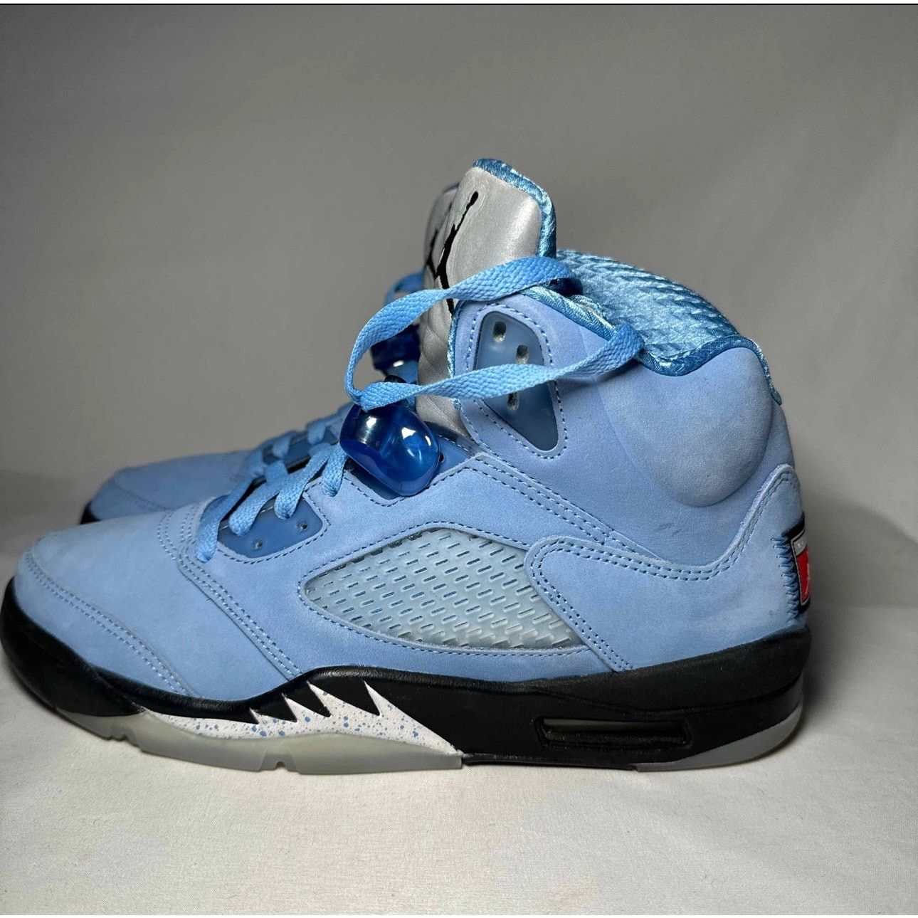 Jordan Brand × Nike Size 8.5 - Air Jordan 5 Retro SE UNC Men's Shoes Ships Now Size US 8.5 / EU 41-42 - 8 Thumbnail