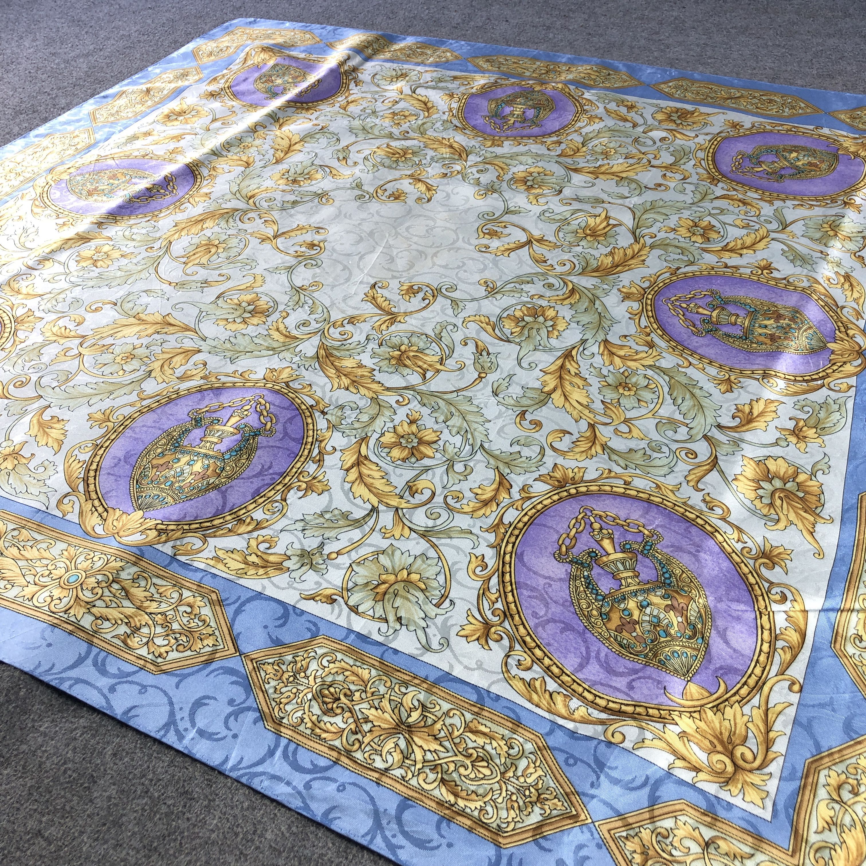 Vintage Luxury Baroque Silk Scarf M1347 Size ONE SIZE - 3 Thumbnail