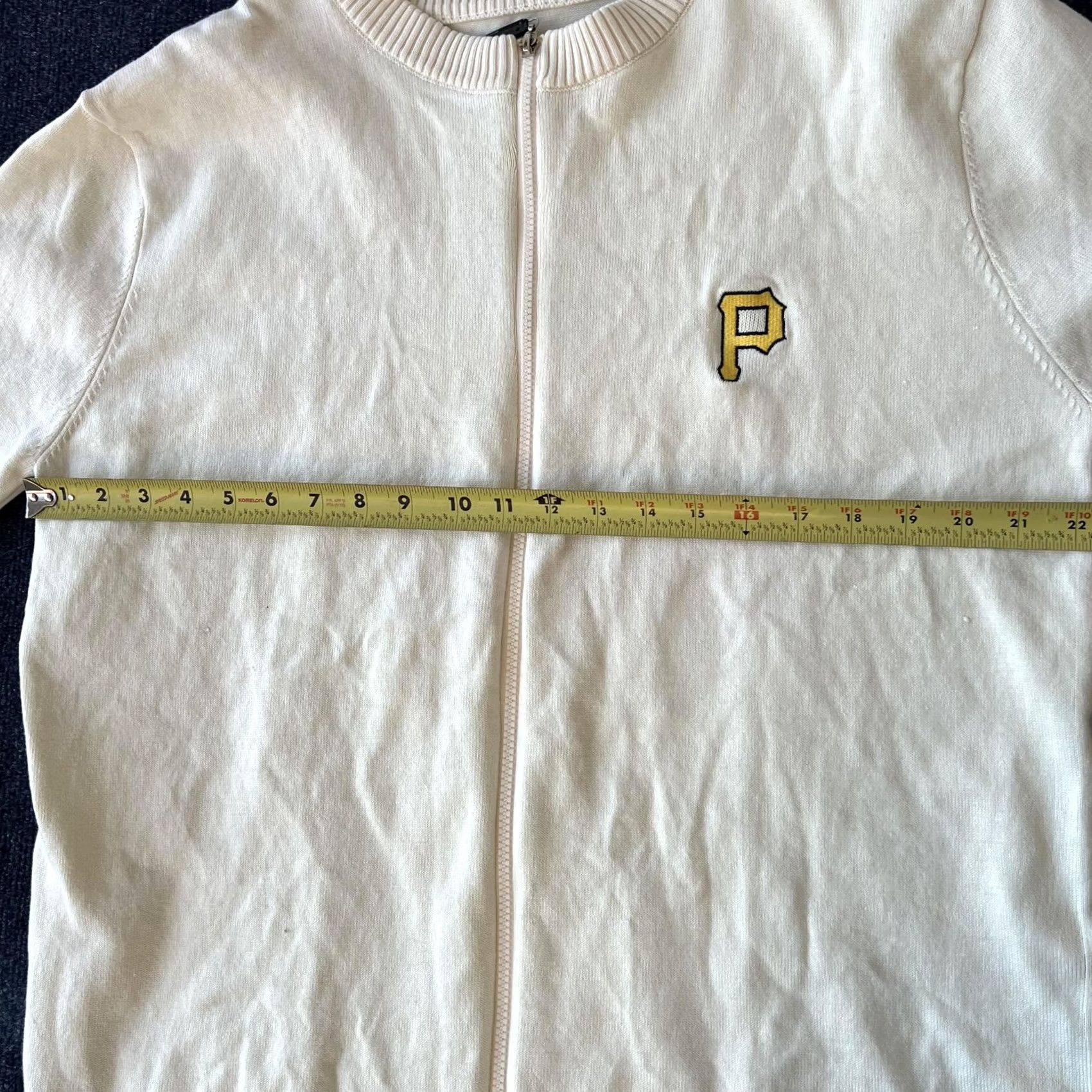 MLB Pittsburgh Pirates Sweater Mens XL White Full Zip PNC MLB Baseball Polyester Baseball Team Size US XL / EU 56 / 4 - 6 Thumbnail