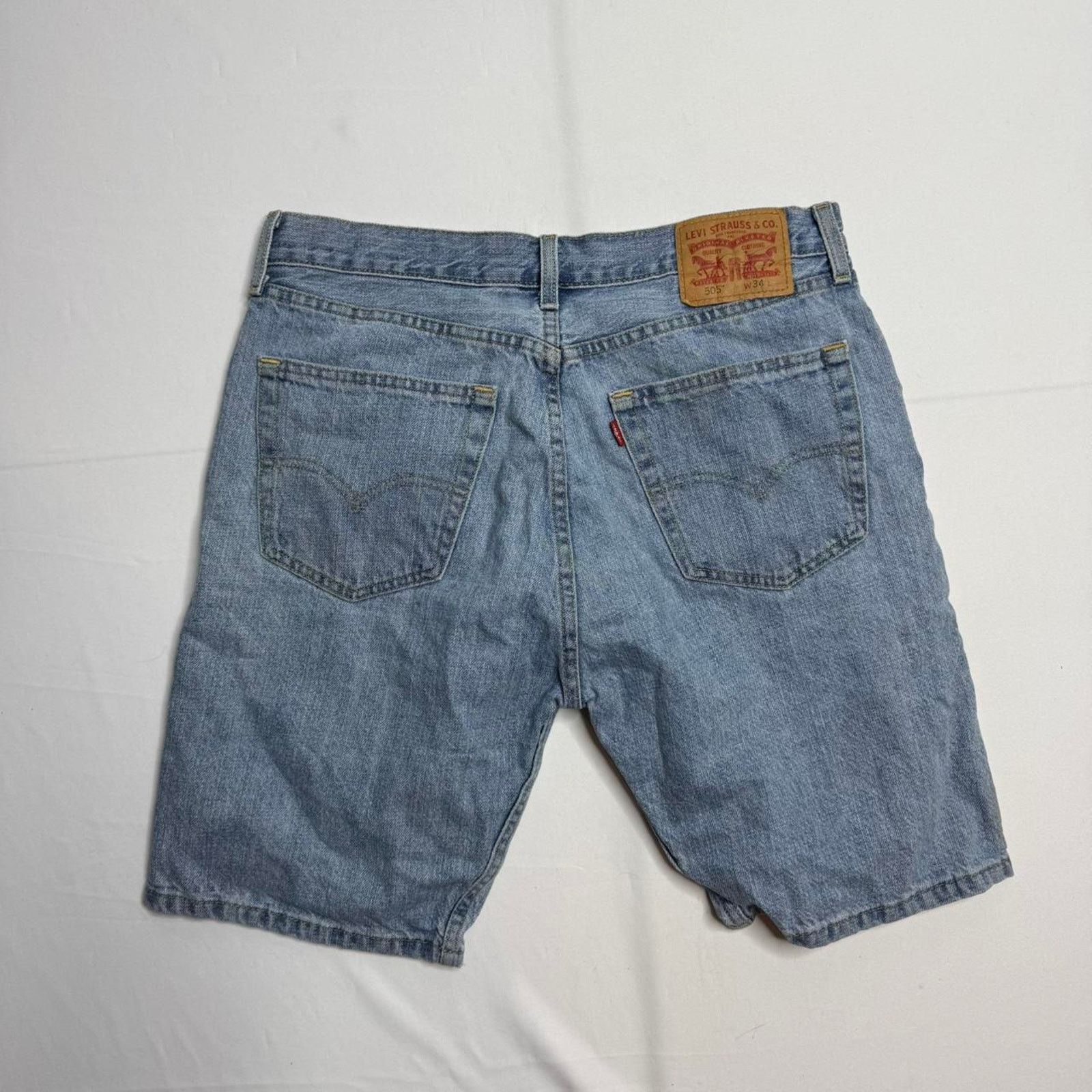 Levi's Levi’s 505 Light Wash Denim Short Size W34 Size US 34 / EU 50 - 3 Thumbnail