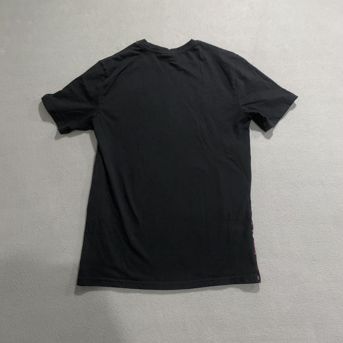 Universal Studios Halloween 2 Michael Myers Graphic Tee Size Small Black Size US S / EU 44-46 / 1 - 6 Thumbnail