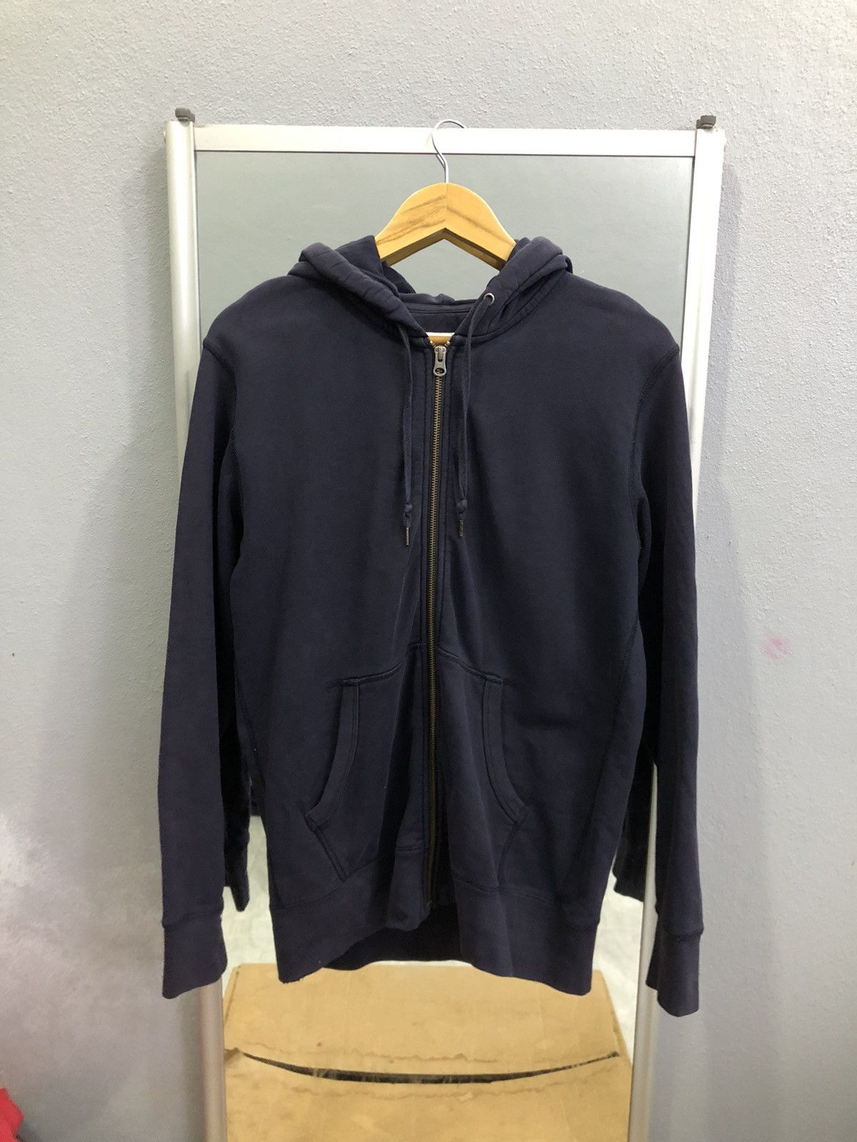 Uniqlo Vintage Uniqlo Zip Hoodie – Classic Navy Core Size US M / EU 48-50 / 2 - 1 Thumbnail
