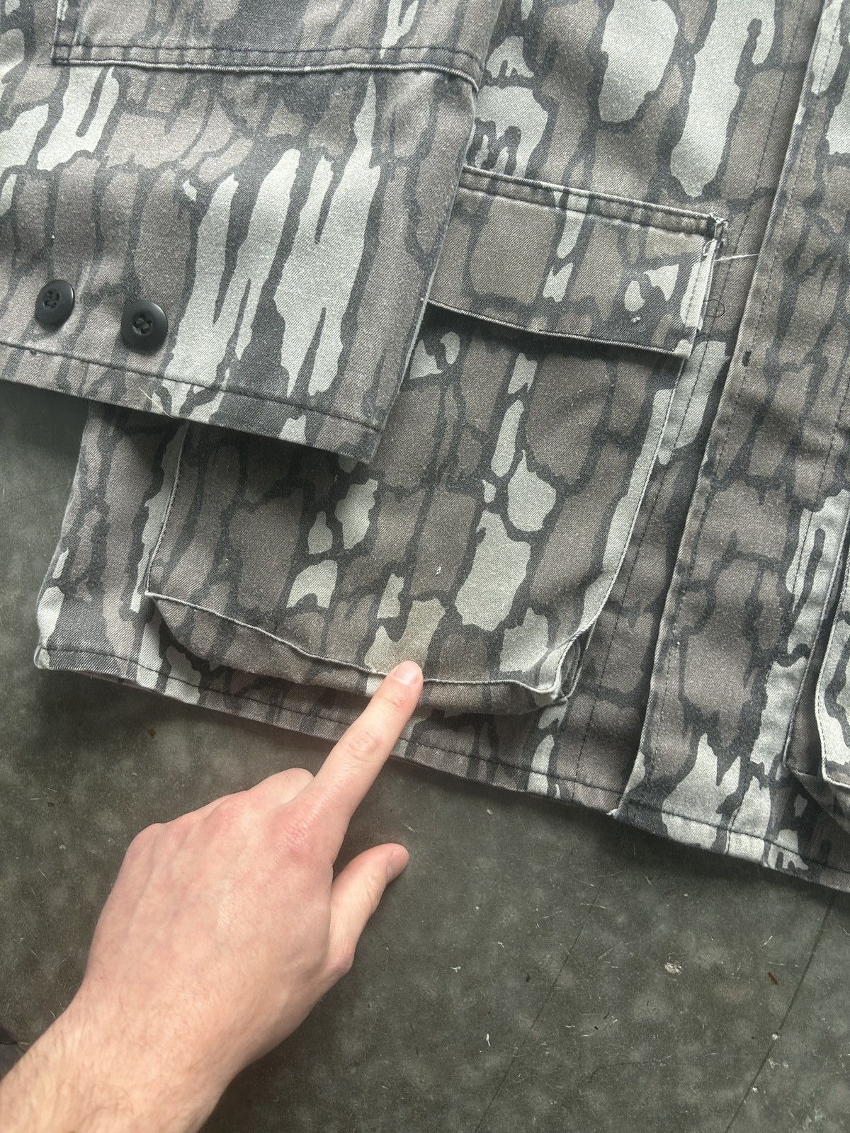 Vintage Vintage 90s Trebark Camo Chore Jacket Size US XL / EU 56 / 4 - 4 Thumbnail