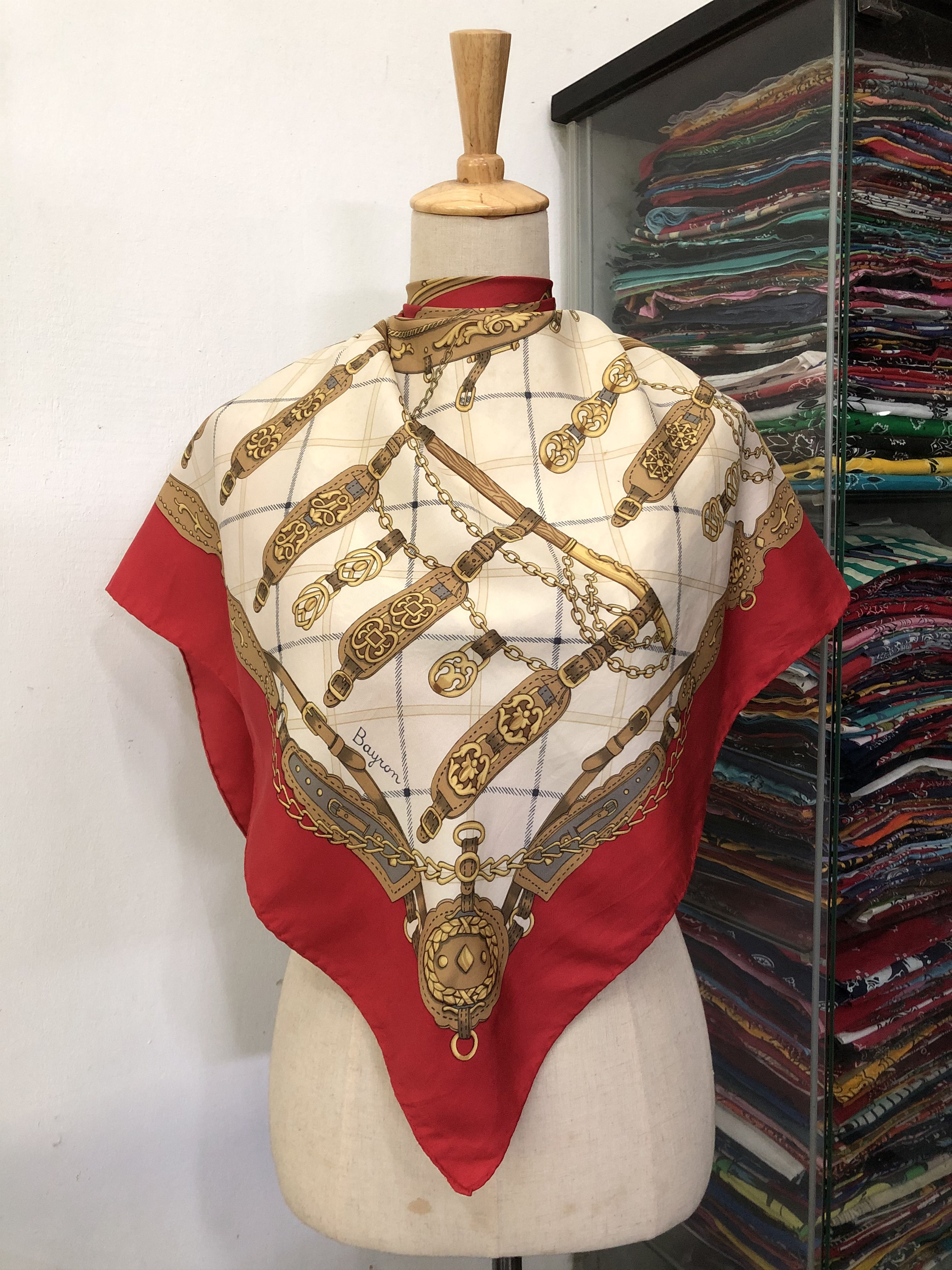 Vintage Vintage Bayron Silk Scarf Size ONE SIZE - 1 Thumbnail