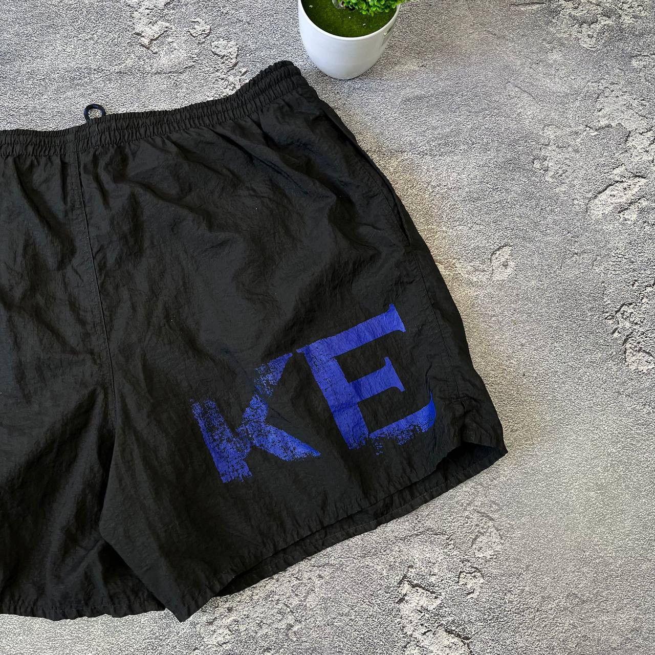 Nike Very Vintage 90s Nike 🩳 Shorts Y2K Big Logo Size L Size US 34 / EU 50 - 2 Thumbnail