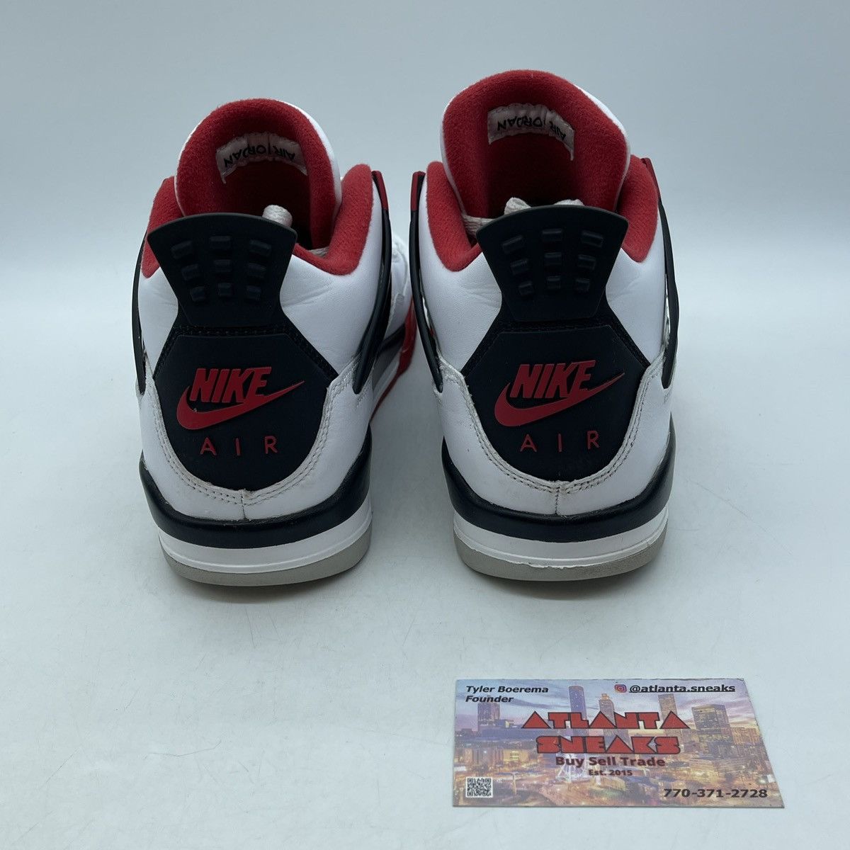 Air Jordan 4 fire red