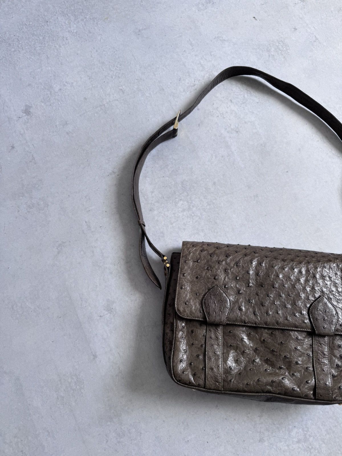 Other Vintage Botique 90’s Ostrich Skin Unisex Shoulder Bag Size ONE SIZE - 2 Thumbnail
