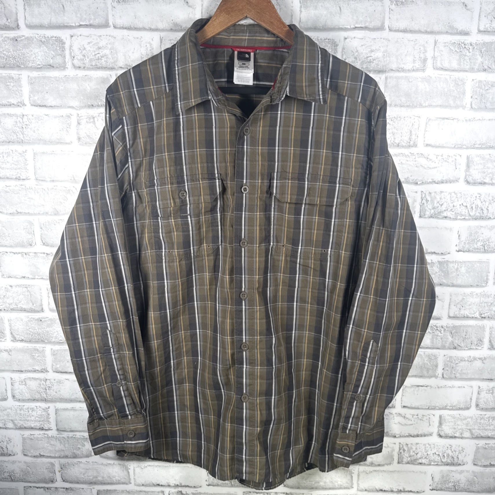 The North Face The North Face Gray Plaid Button Up Longsleeve Shirt Mens M Size US M / EU 48-50 / 2 - 2 Thumbnail