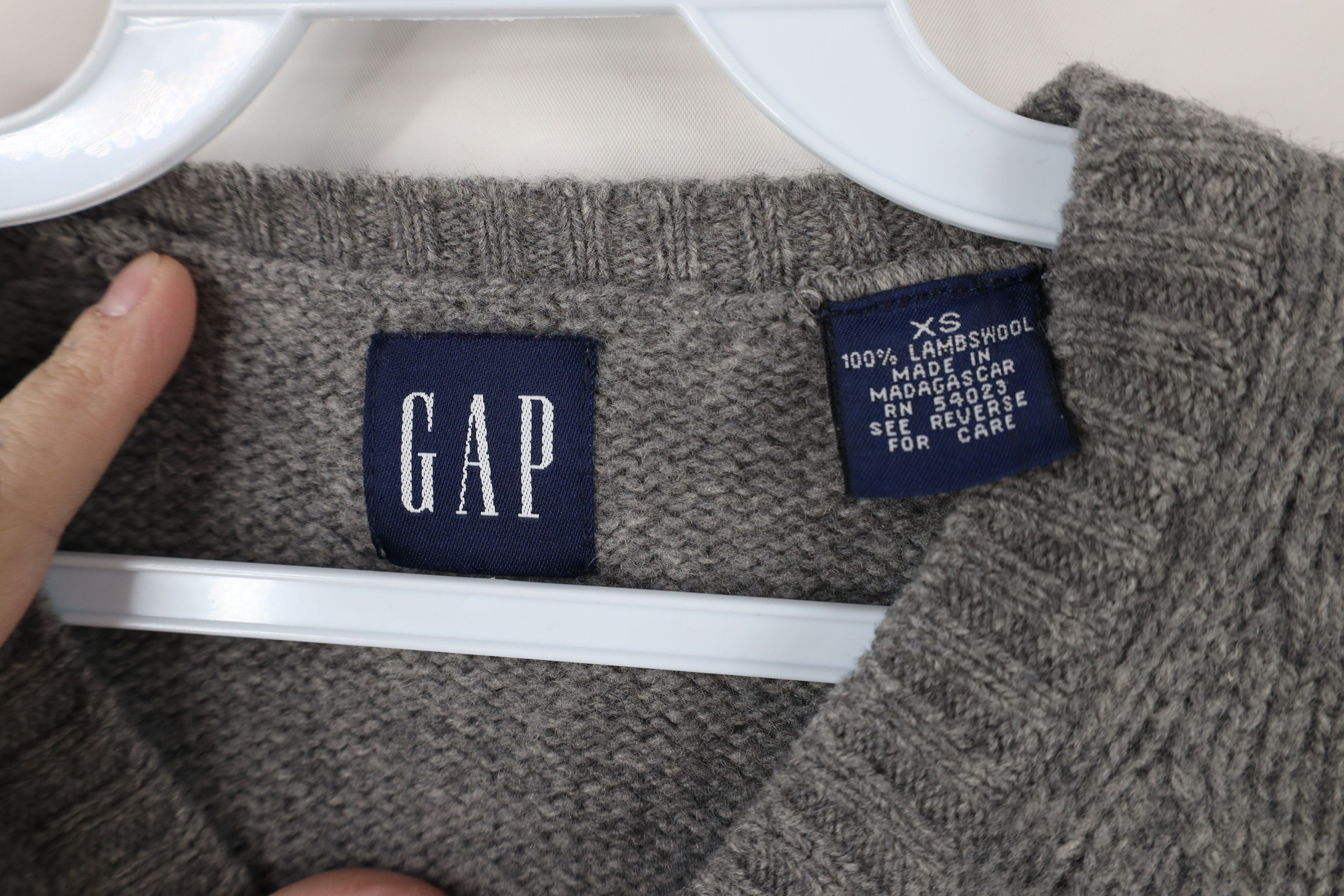 Gap × Vintage Vintage 90s Gap Lambswool Knit V-Neck Sweater Heather Gray Size US XS / EU 42 / 0 - 5 Thumbnail