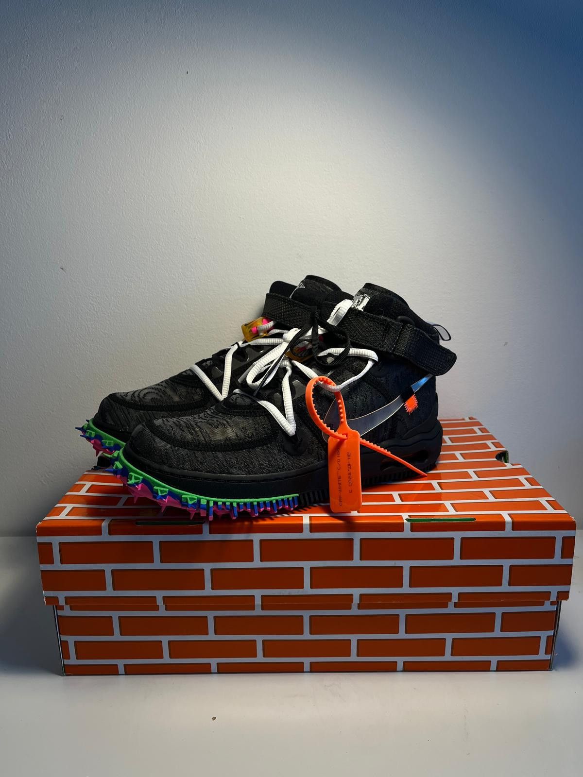 Nike × Off-White Nike Air Force 1 Mid SP Off-White - Black 40.5 Size US 7.5 / EU 40-41 - 1 Thumbnail