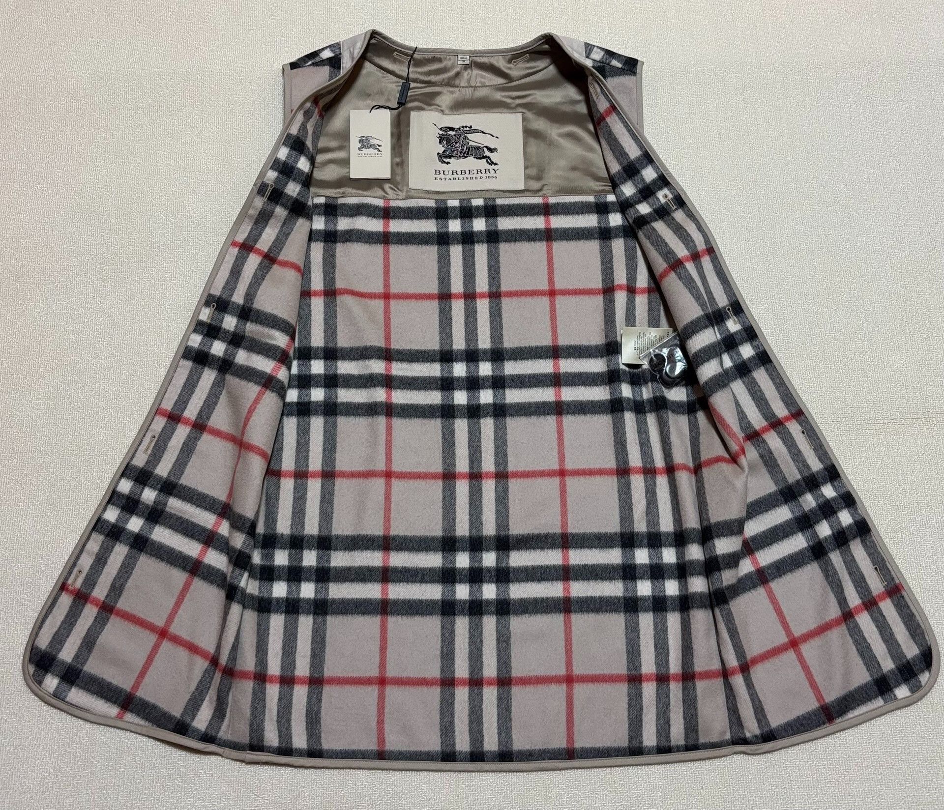 Burberry Burberry Wool Cashmere Inner Liner Size US M / EU 48-50 / 2 - 1 Thumbnail
