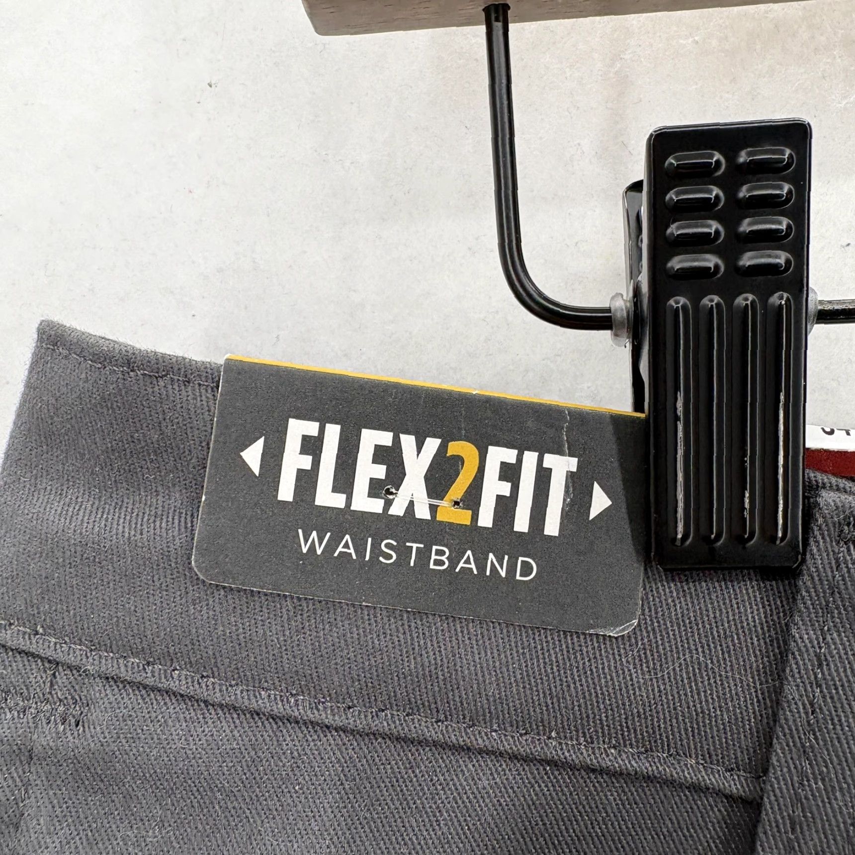 Lee Lee Pants Mens 34x29 Chino Relaxed Fit Stretch Wrinkle Resistant Flat Front Comfort Total Freedom Gray Charcoal Mens Pants Size US 34 / EU 50 - 4 Thumbnail