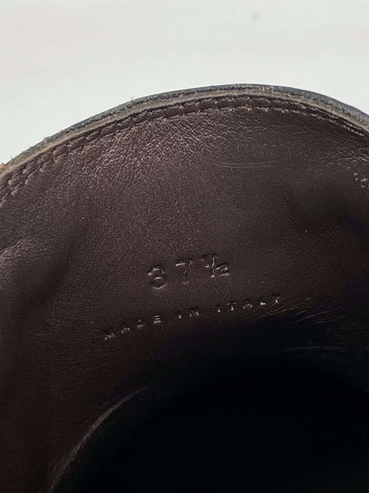 Bottega Veneta Bottega Veneta Tire Leather Chelsea Ankle Boots size 37.5 Size US 7.5 / IT 37.5 - 10 Thumbnail
