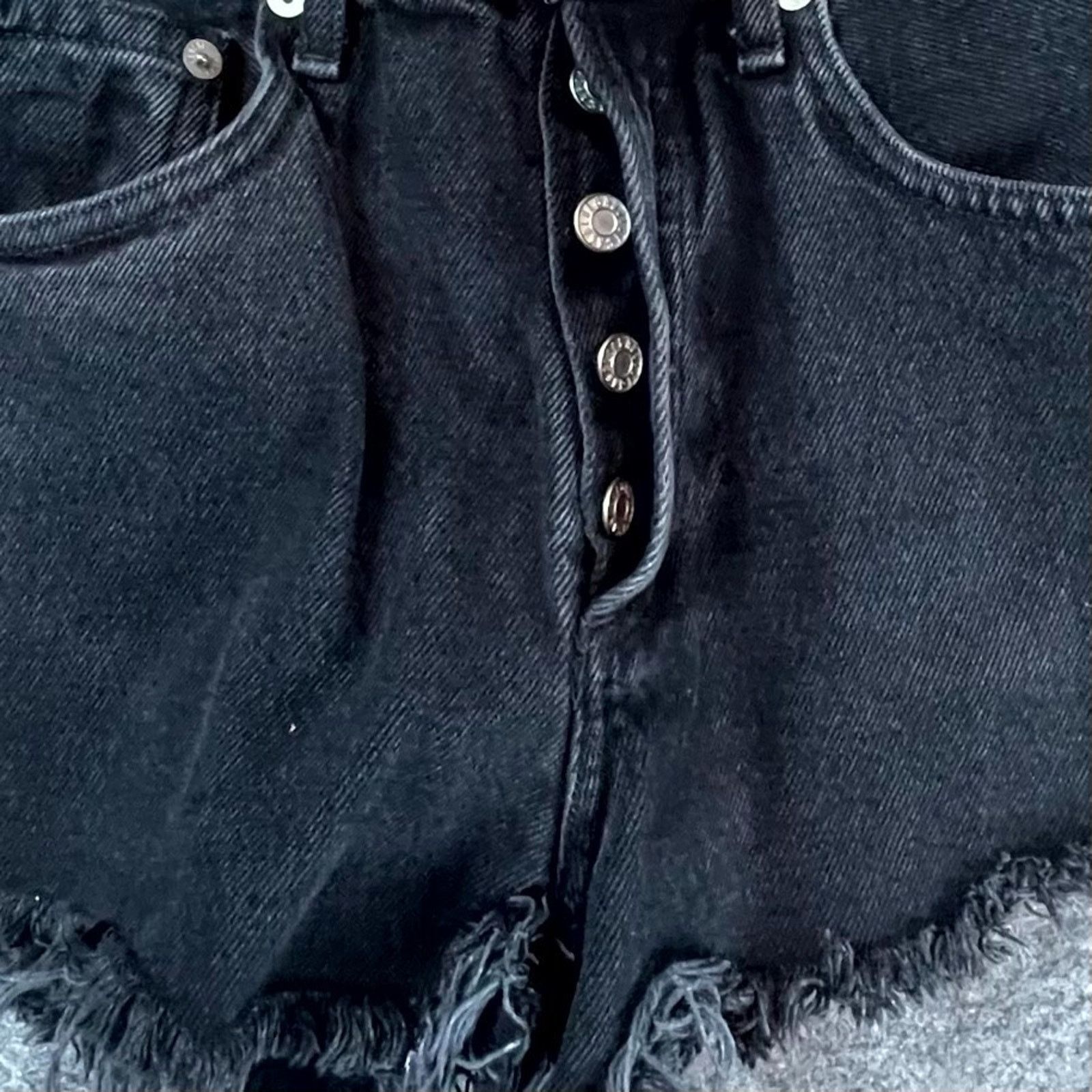 Agolde Agolde Cut Off Shorts Women 23 Black Frayed Hem Grunge 90s Size 25" / US 0 / IT 36 - 4 Thumbnail