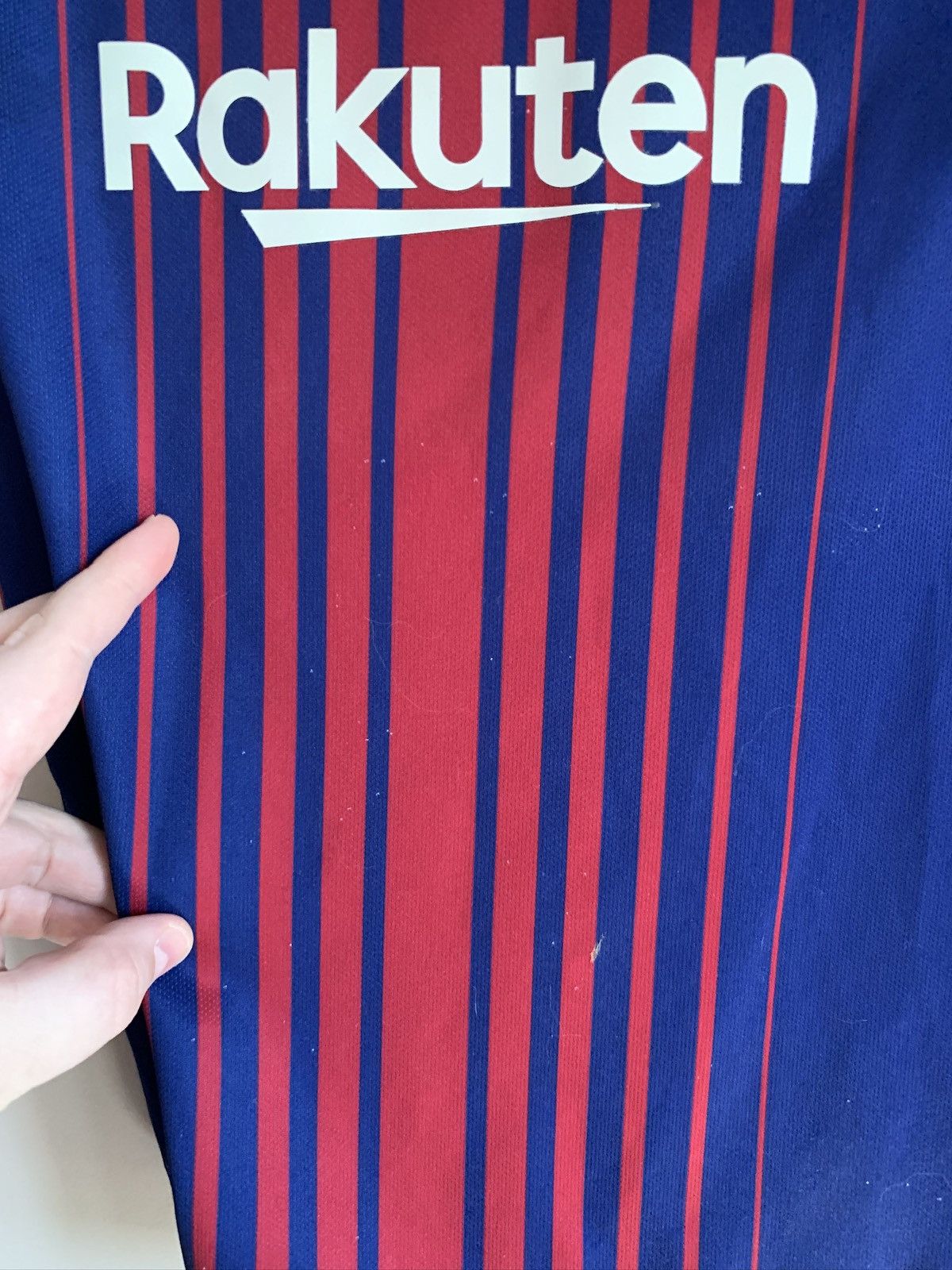 Nike Barcelona 2017 Home Football Shirt Nike Soccer Jersey Sz XS Size US S / EU 44-46 / 1 - 6 Thumbnail
