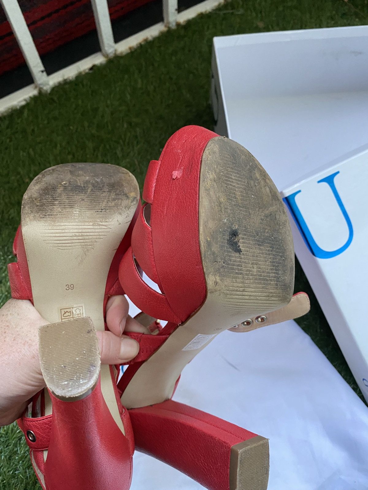 Guess Leather heels in size 39 eu Size US 9 / IT 39 - 5 Thumbnail