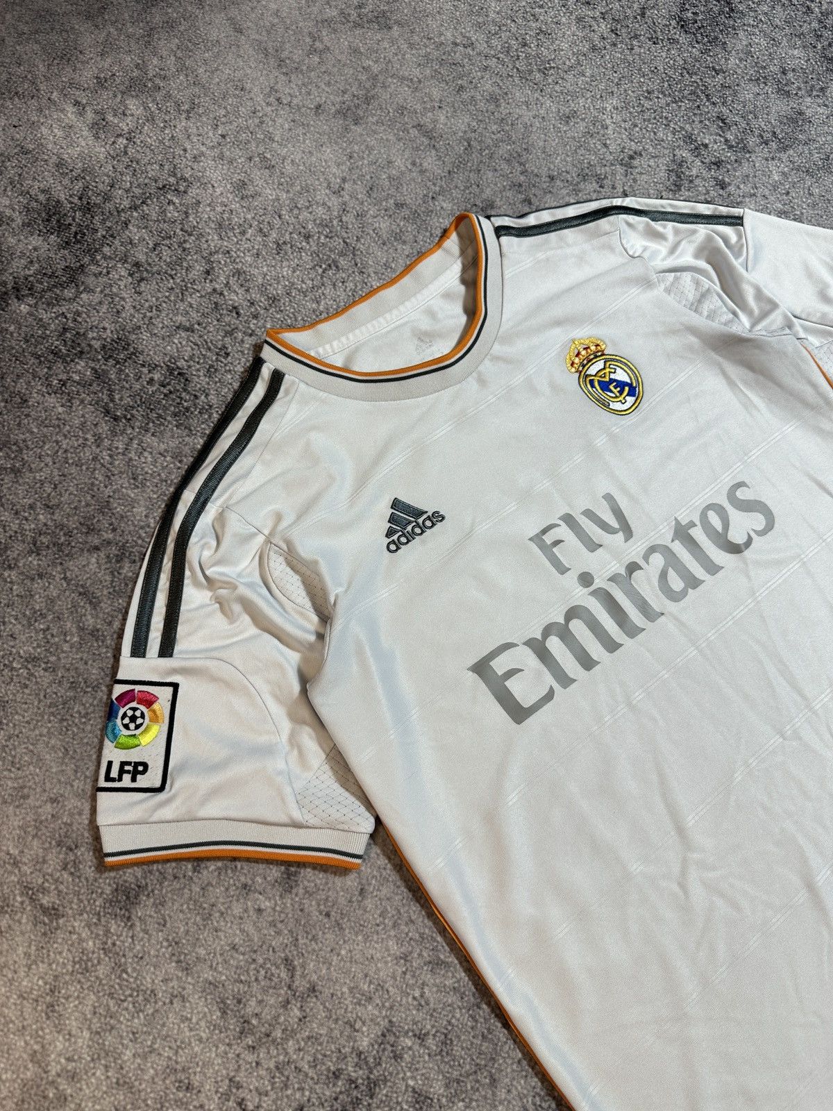 Adidas × Vintage Vintage Adidas Real Madrid Blokecore Style Rare USA S Hype Size US S / EU 44-46 / 1 - 3 Thumbnail
