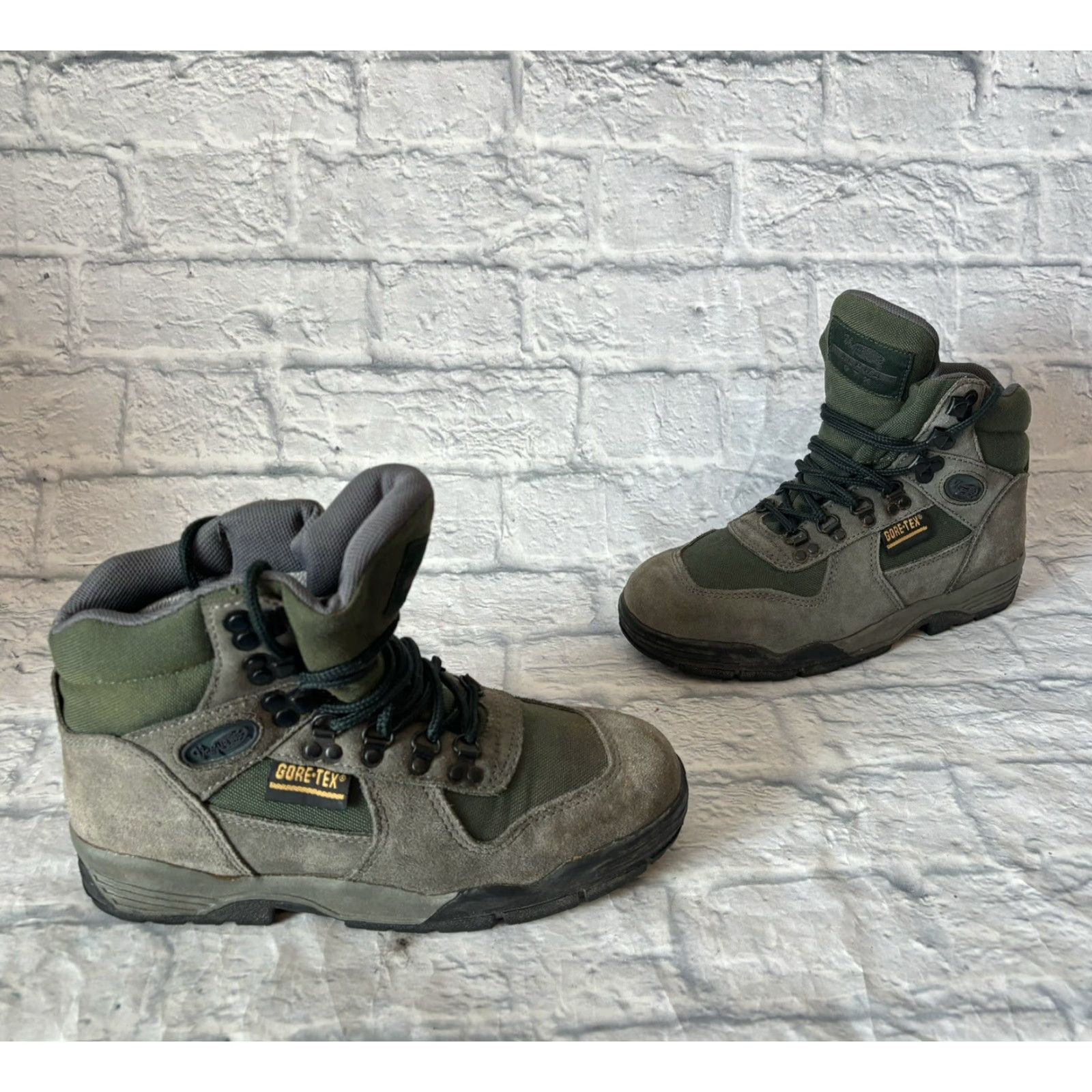 Vasque VINTAGE Vasque Boot Women’s Size 7 Alpha GTX Gore-Tex Hiking Leather Brown/green GoreTex Breathable Lace Up Boots Womens 7 Size US 7 / IT 37 - 2 Thumbnail