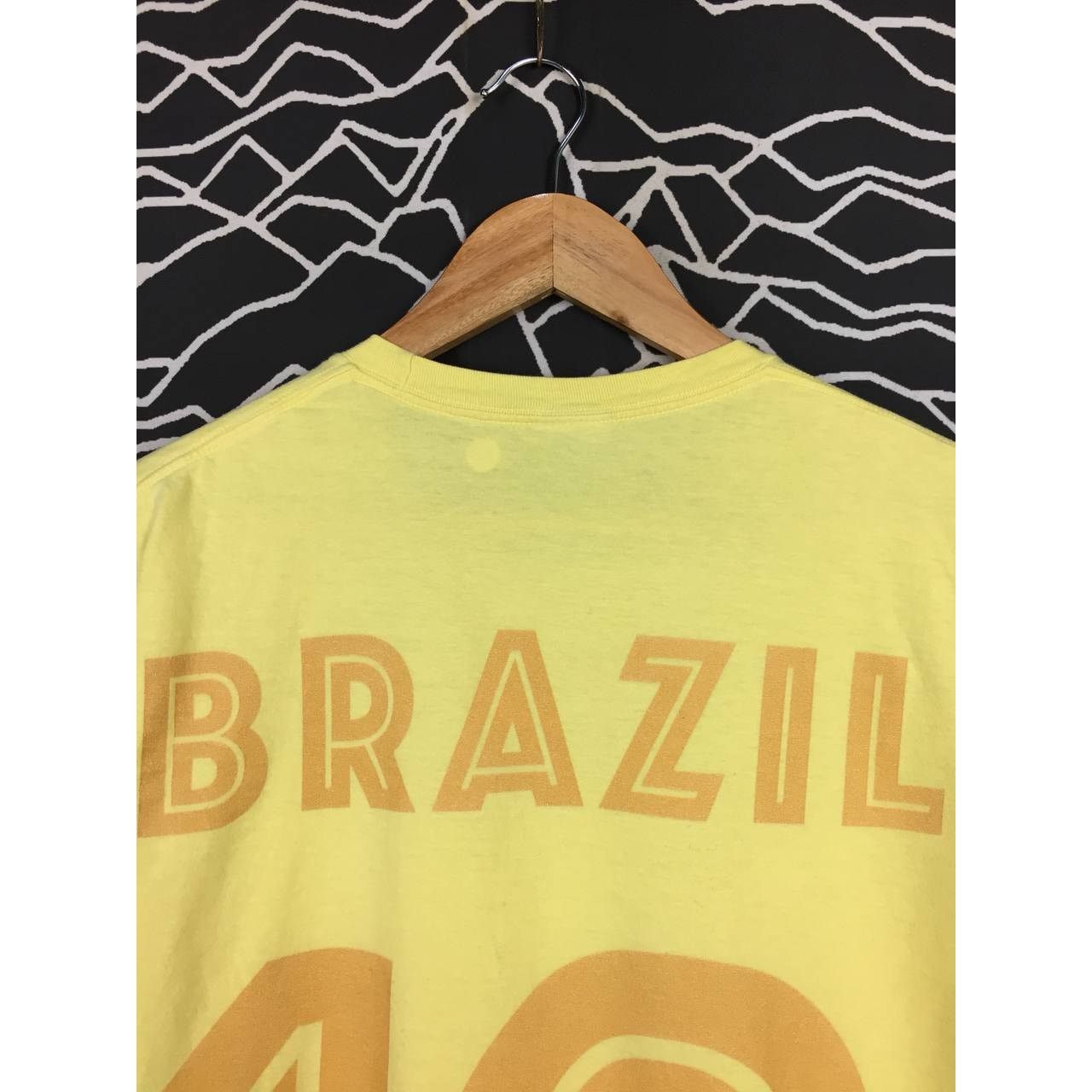 Vintage Vtg Brazil Selecao Brace Yourself The Sixth is Coming Tee Size US M / EU 48-50 / 2 - 6 Thumbnail
