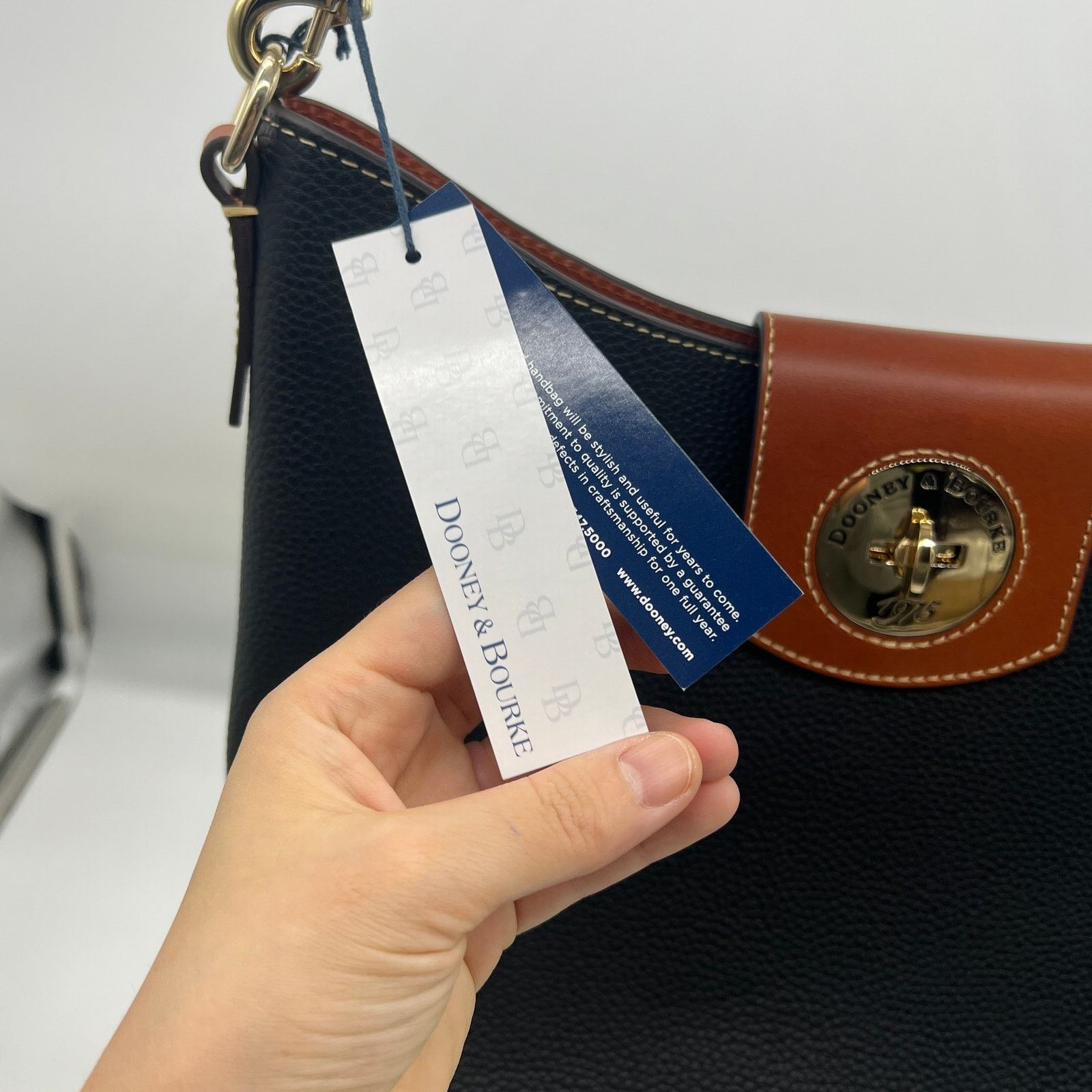 Dooney & Bourke Dooney & Bourke Turnlock Leather Large Sac Women Size ONE SIZE - 5 Thumbnail