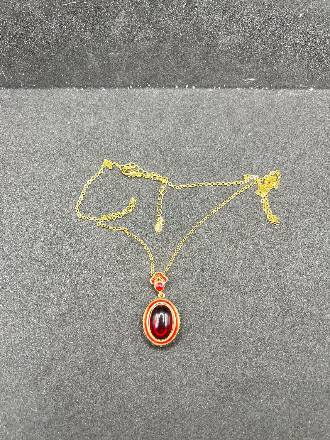 Jewelry Red Crystal Gold Chain Necklace Size ONE SIZE - 4 Thumbnail