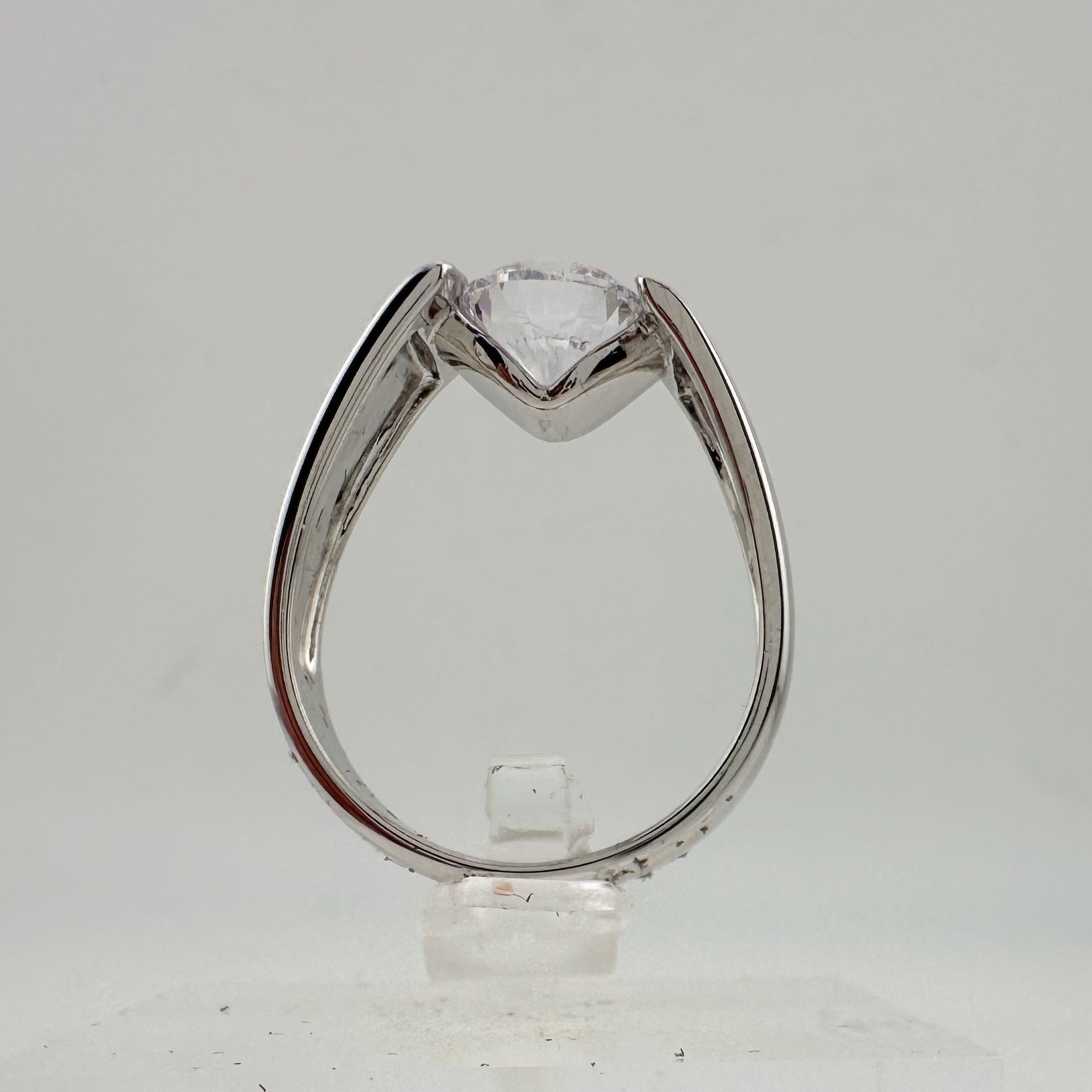 Other Shimmering and Beautiful 2.00 Carat DiamondLite Solitaire Size ONE SIZE - 8 Thumbnail