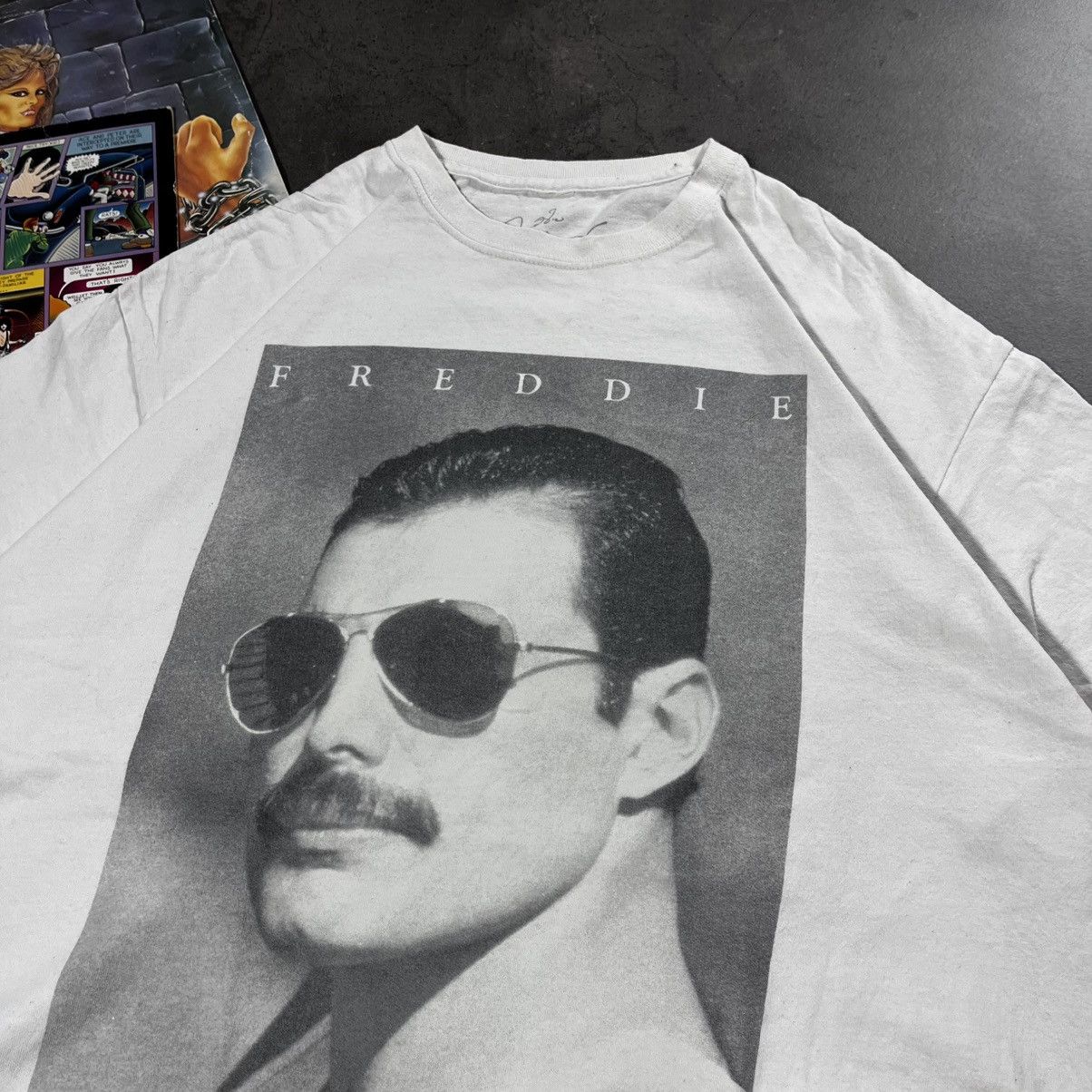 Band Tees Vintage 00s Freddie Mercury Queen Rock Metal Tshirt Tee Size US XL / EU 56 / 4 - 3 Thumbnail