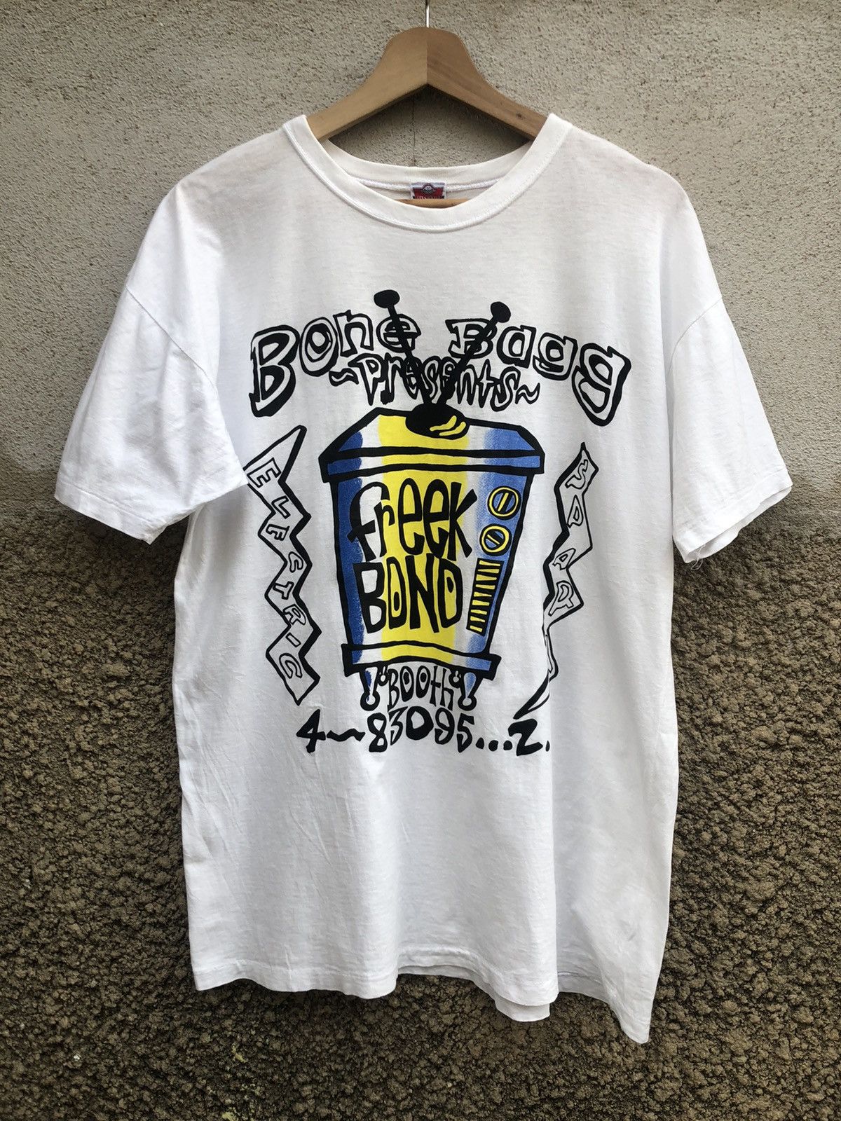 Vintage Vintage 90s Bone Bagg Tshirt Size US M / EU 48-50 / 2 - 1 Thumbnail