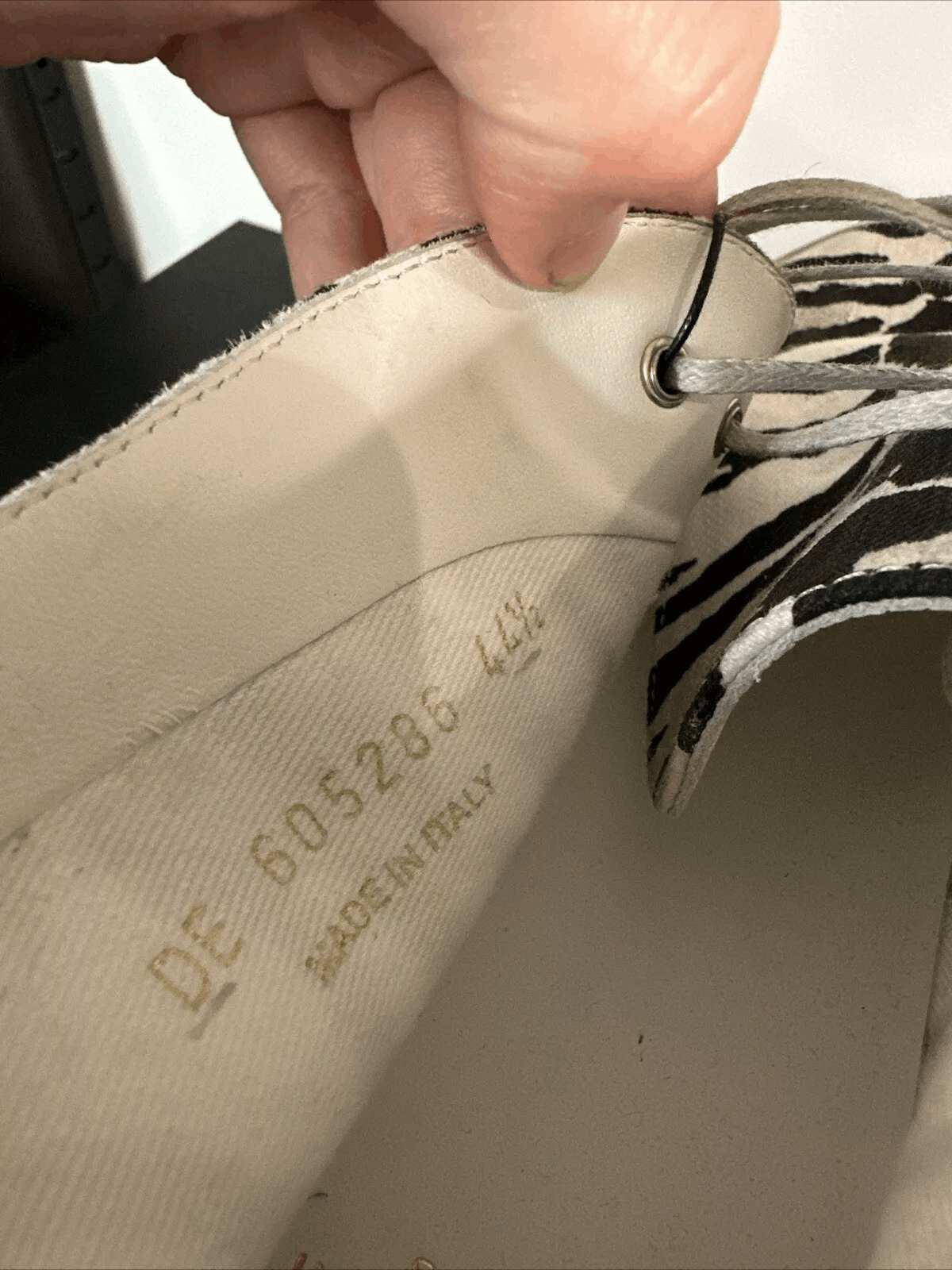 Yves Saint Laurent Saint Laurent High Top Sneakers Canvas Ace Mid Tops EU 40.5 Size US 9.5 / EU 42-43 - 6 Thumbnail