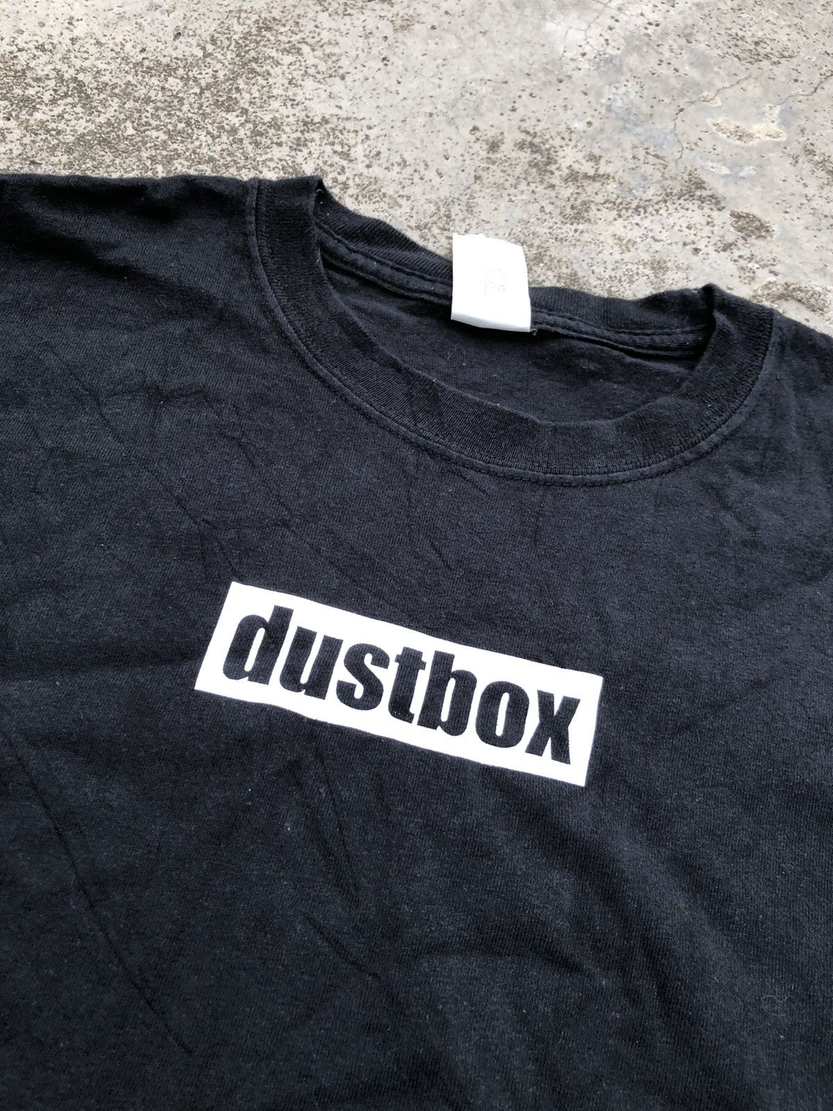 Band Tees VINTAGE DUSTBOX BAND TEE Size US M / EU 48-50 / 2 - 2 Thumbnail