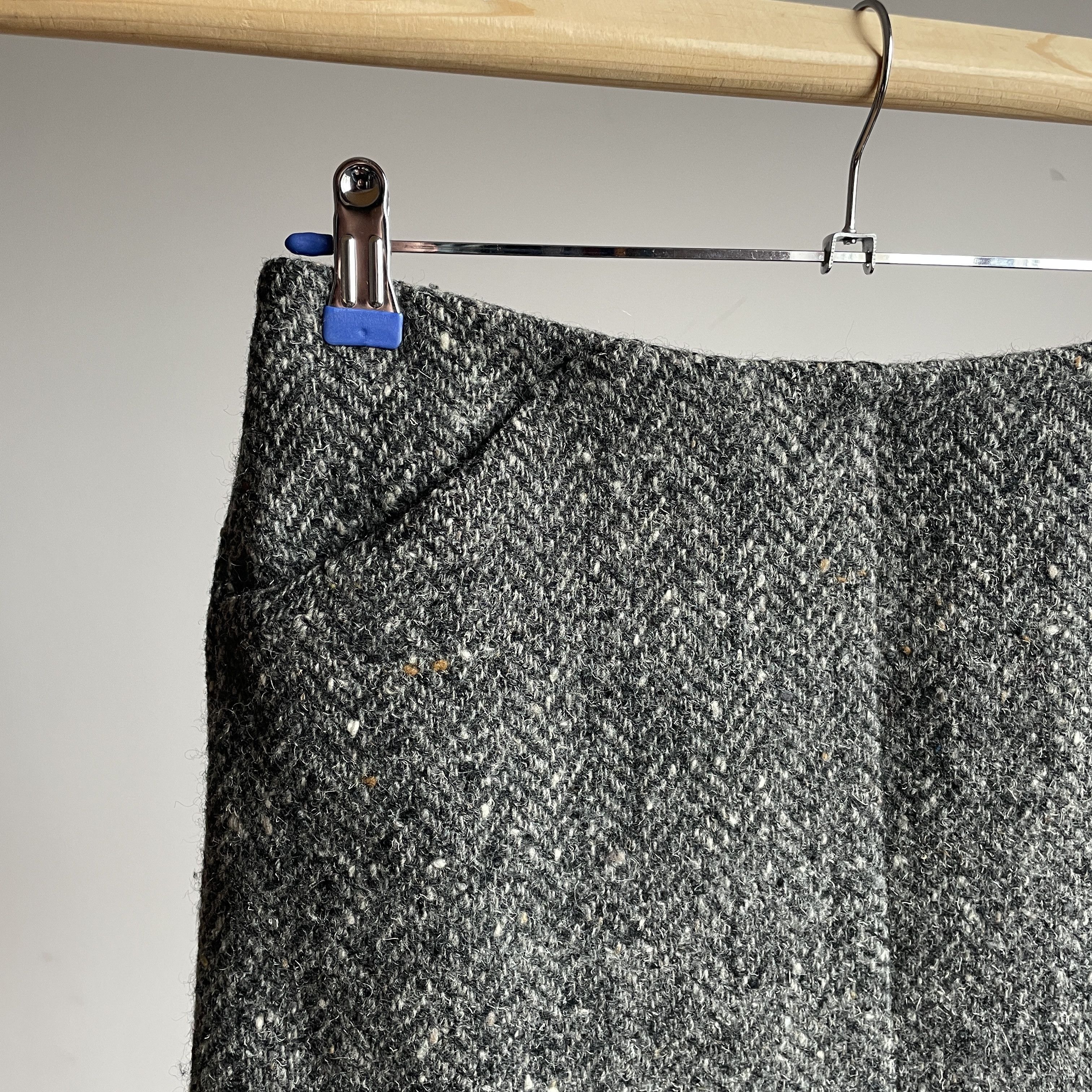Dolce & Gabbana Dolce & Gabbana Vintage 90's Wool Tweed Mini Skirt Size 30" / US 8 / IT 44 - 3 Thumbnail