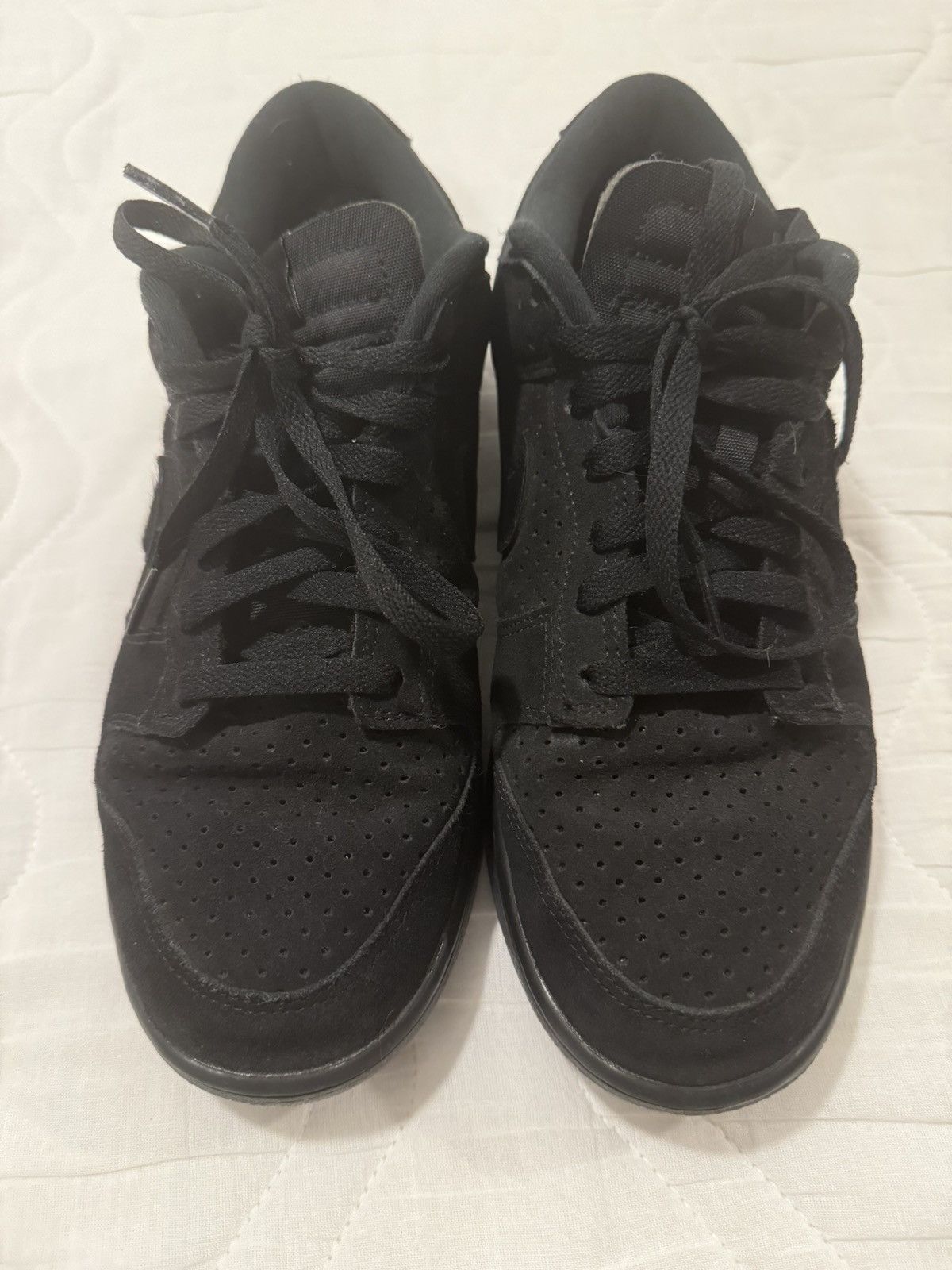 Nike Nike Dunk Low SP x UNDEFEATED Size US 9.5 / EU 42-43 - 3 Thumbnail