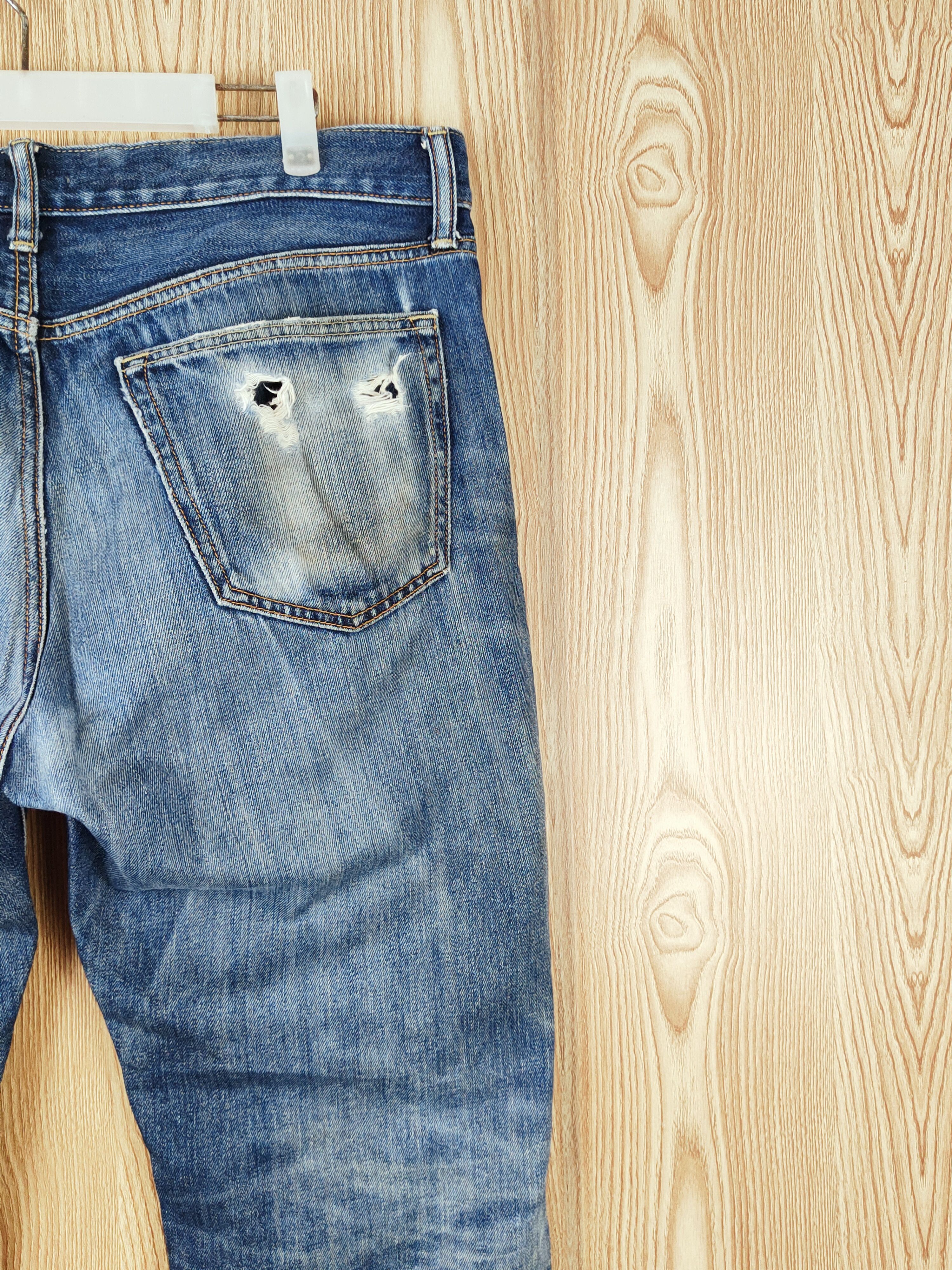 Japanese Brand Uniqlo fabric by kaihara Distressed Ripped Jeans #W947 Size US 36 / EU 52 - 11 Thumbnail