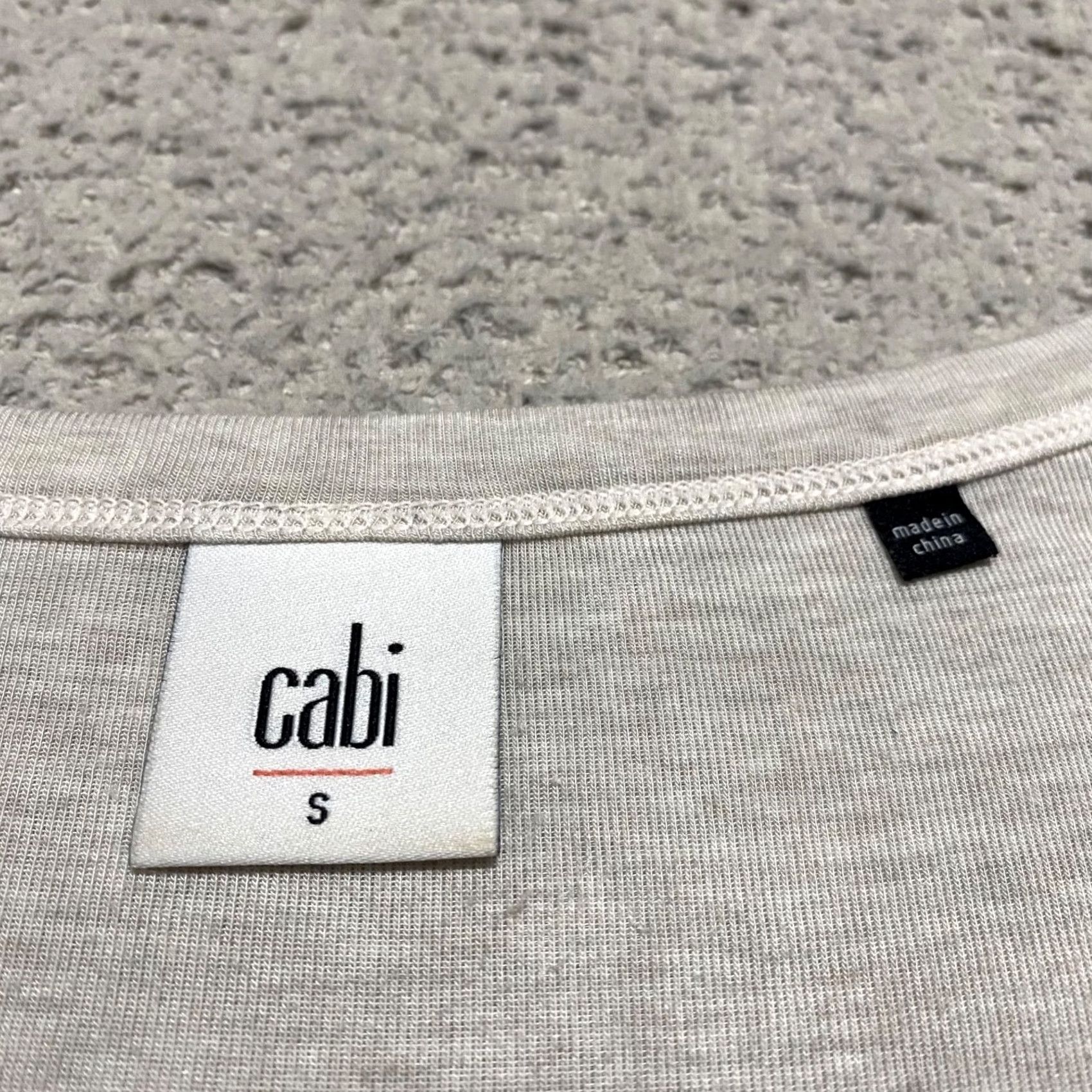 Vintage CAbi Shirt Blouse Gray Round Neck Ruffle Short Sleeve Small Women's Knit Polyester Rayon Regular XS? Size S / US 4 / IT 40 - 3 Thumbnail