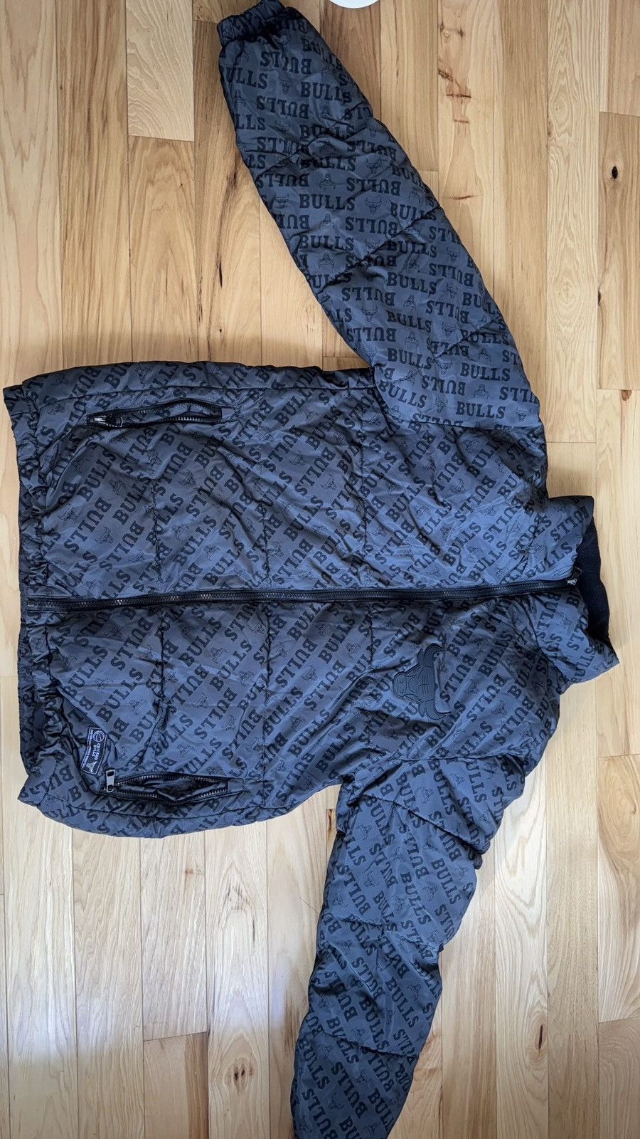 NBA Chicago Bulls × NBA × Streetwear Chicago Bulls Puffer Jacket Size US L / EU 52-54 / 3 - 1 Preview