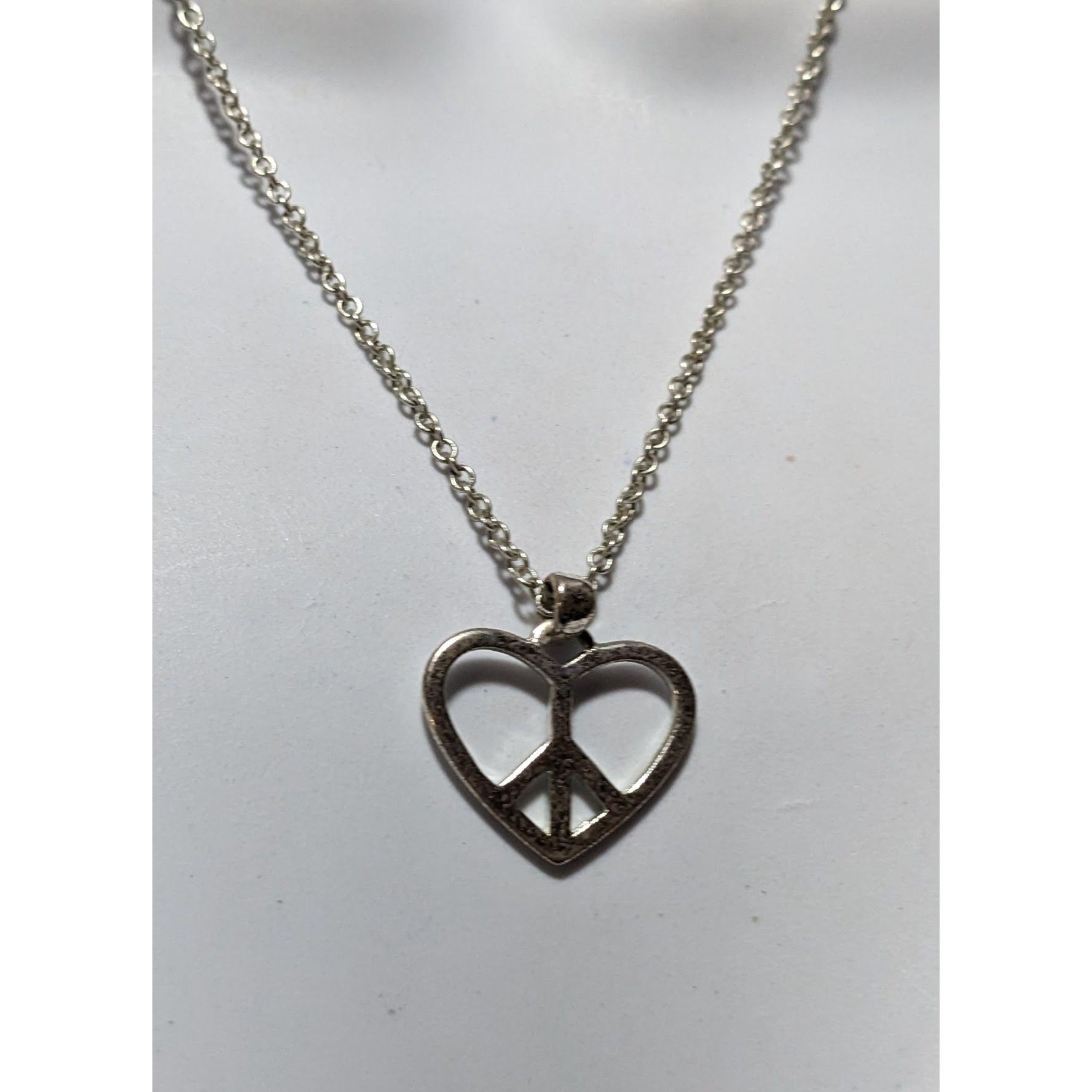 Other Silver Peace Heart Necklace Size ONE SIZE - 6 Thumbnail