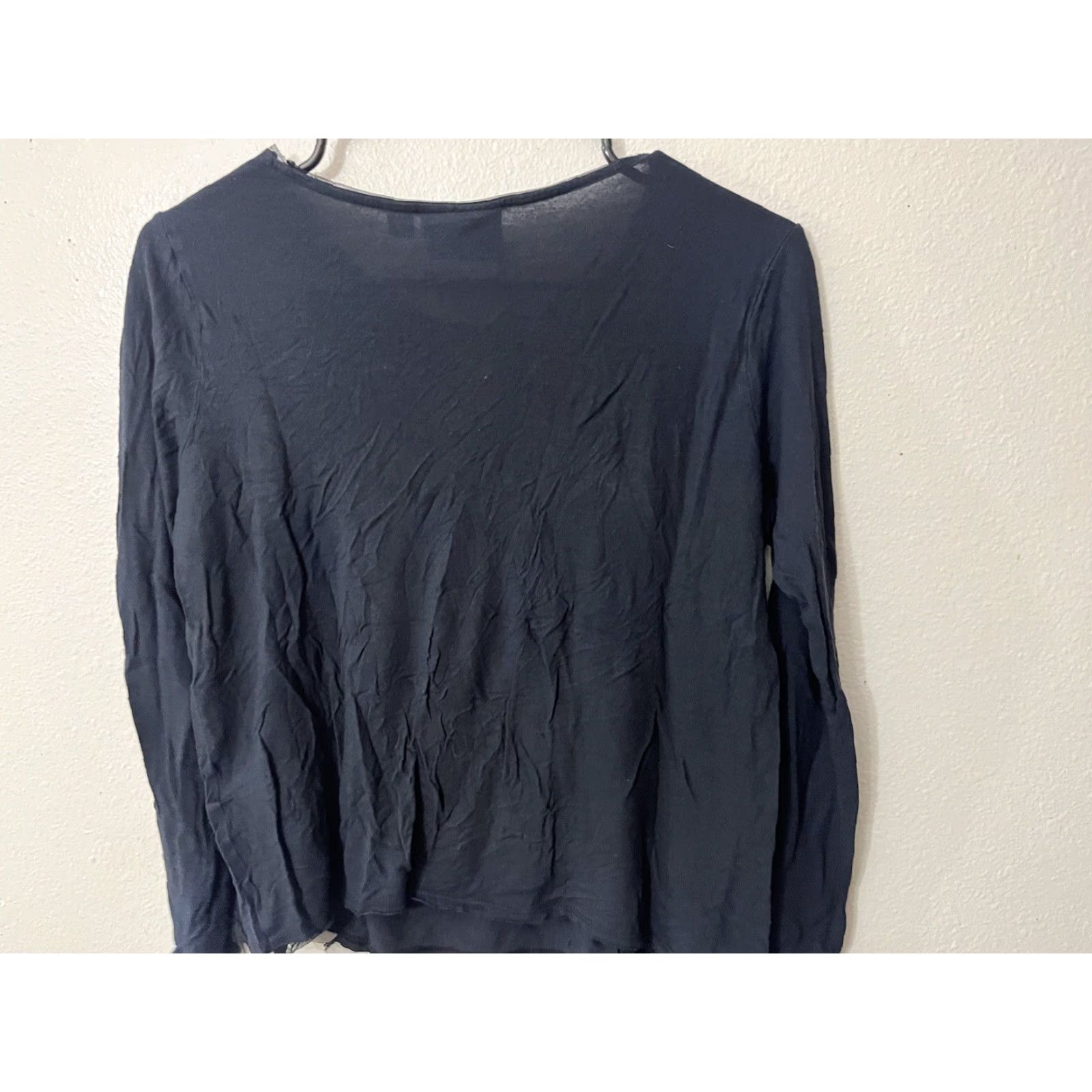 Vintage VINTAGE Simply Vera Vera Wang Blue Floral T-Shirt - Petites Long Sleeve Rayon PL Women Size L / US 10 / IT 46 - 2 Thumbnail