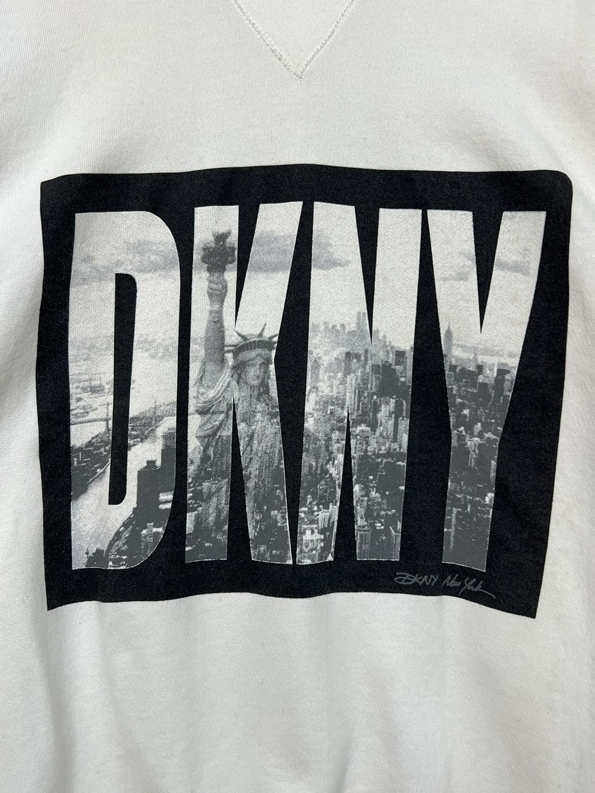 DKNY × Vintage Vintage DKNY Jeans Sweatshirt Jumper Size US L / EU 52-54 / 3 - 4 Thumbnail
