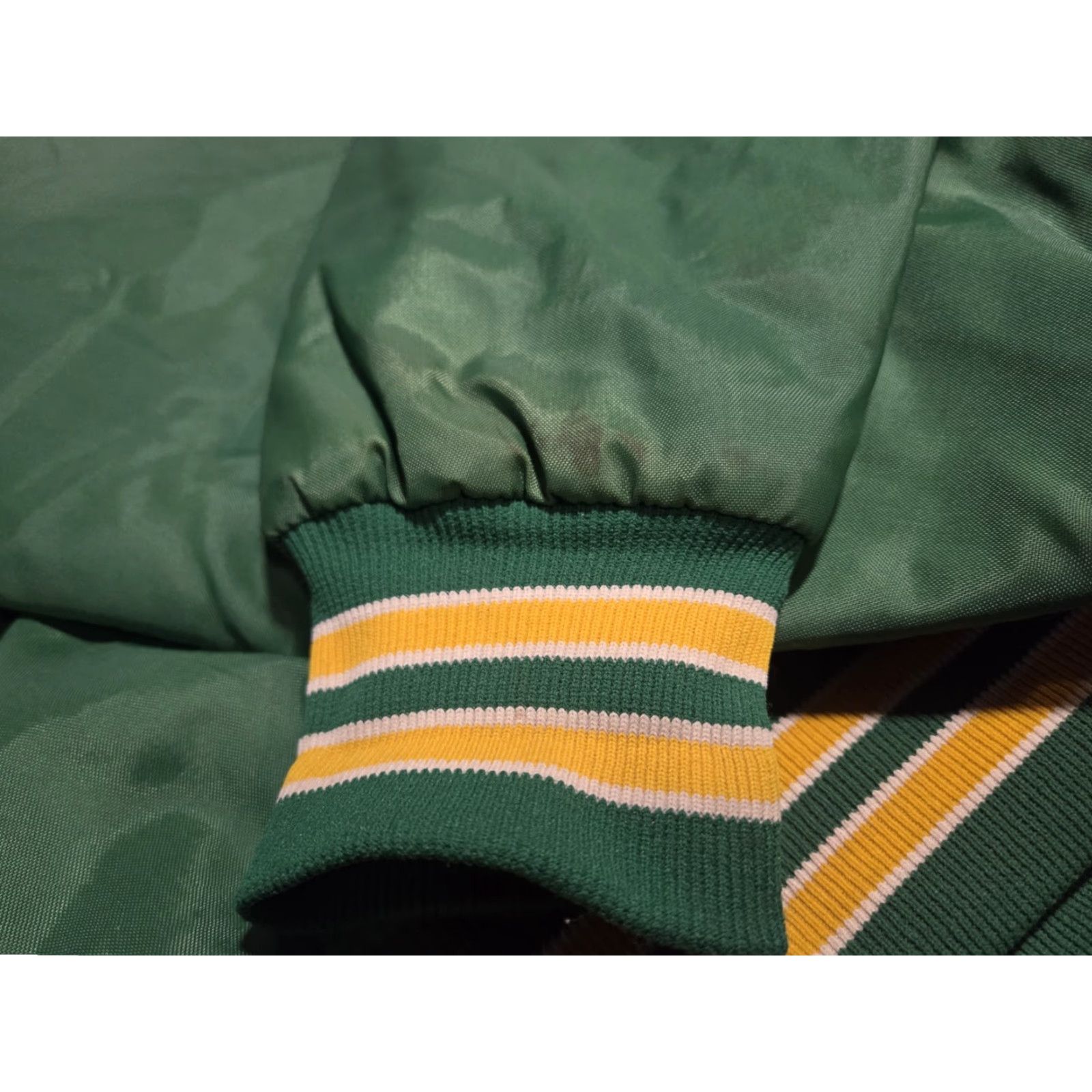 Vintage VINTAGE Lambda Chi Alpha Jacket Mens Medium Green Varsity Fraternity USA Made Distressed Size US M / EU 48-50 / 2 - 6 Thumbnail
