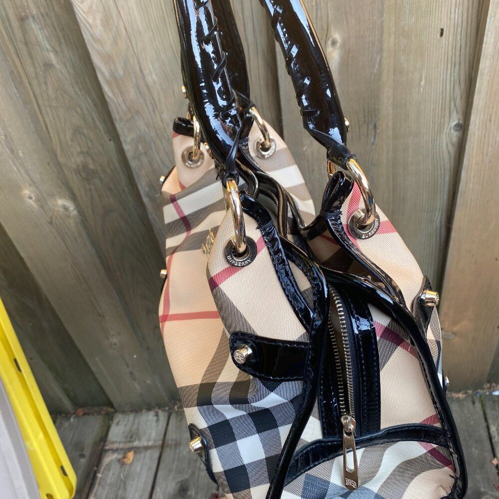 Burberry Burberry Nova check Leather Purse Hand Bag Size ONE SIZE - 4 Thumbnail