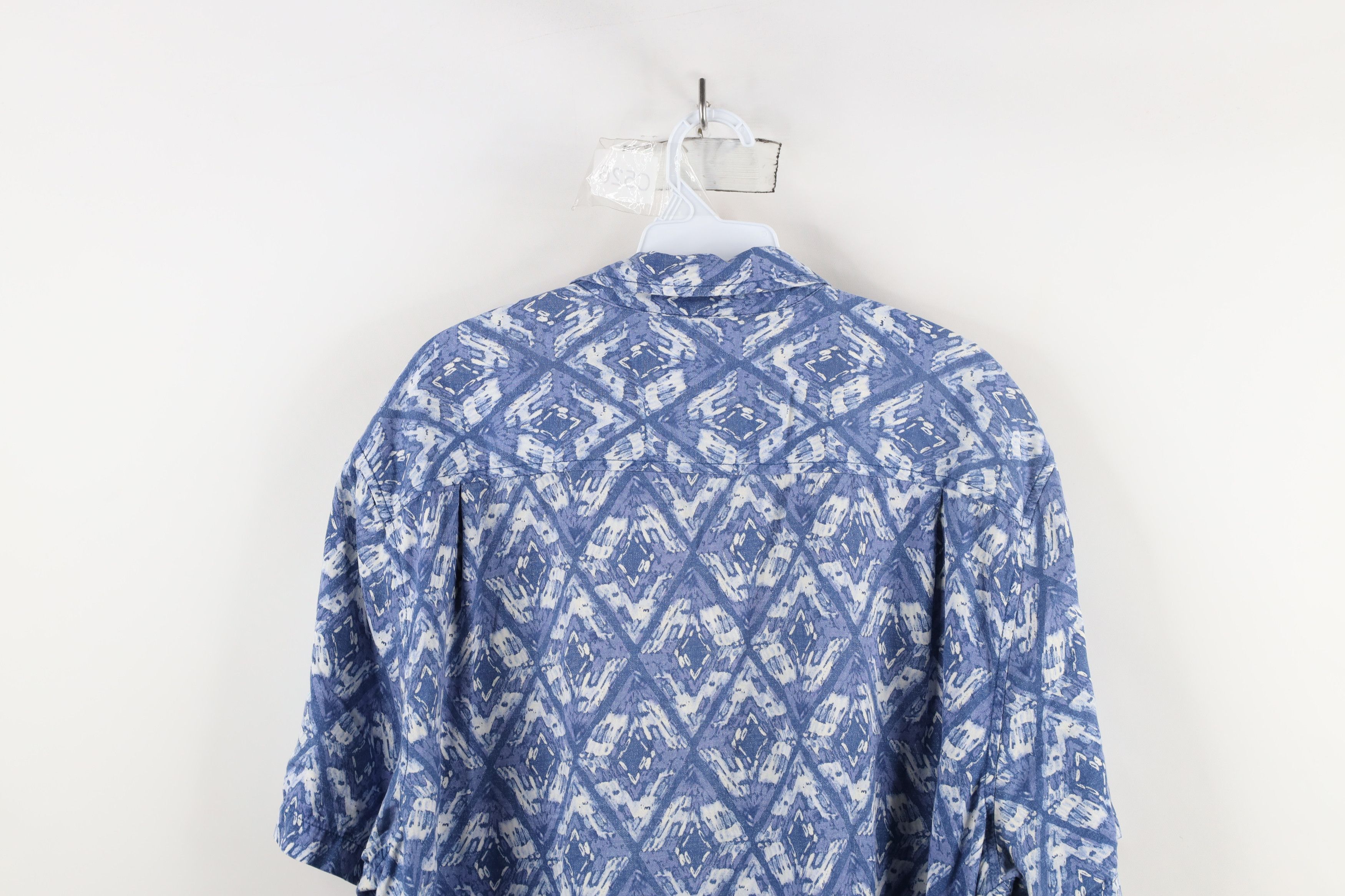 Tommy Bahama × Vintage Vintage Tommy Bahama Silk Blend Short Sleeve Button Shirt Size US XL / EU 56 / 4 - 11 Thumbnail