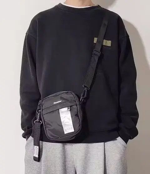 Japanese Brand Fashion y2k small sling bag pouch bag Size ONE SIZE - 1 Thumbnail