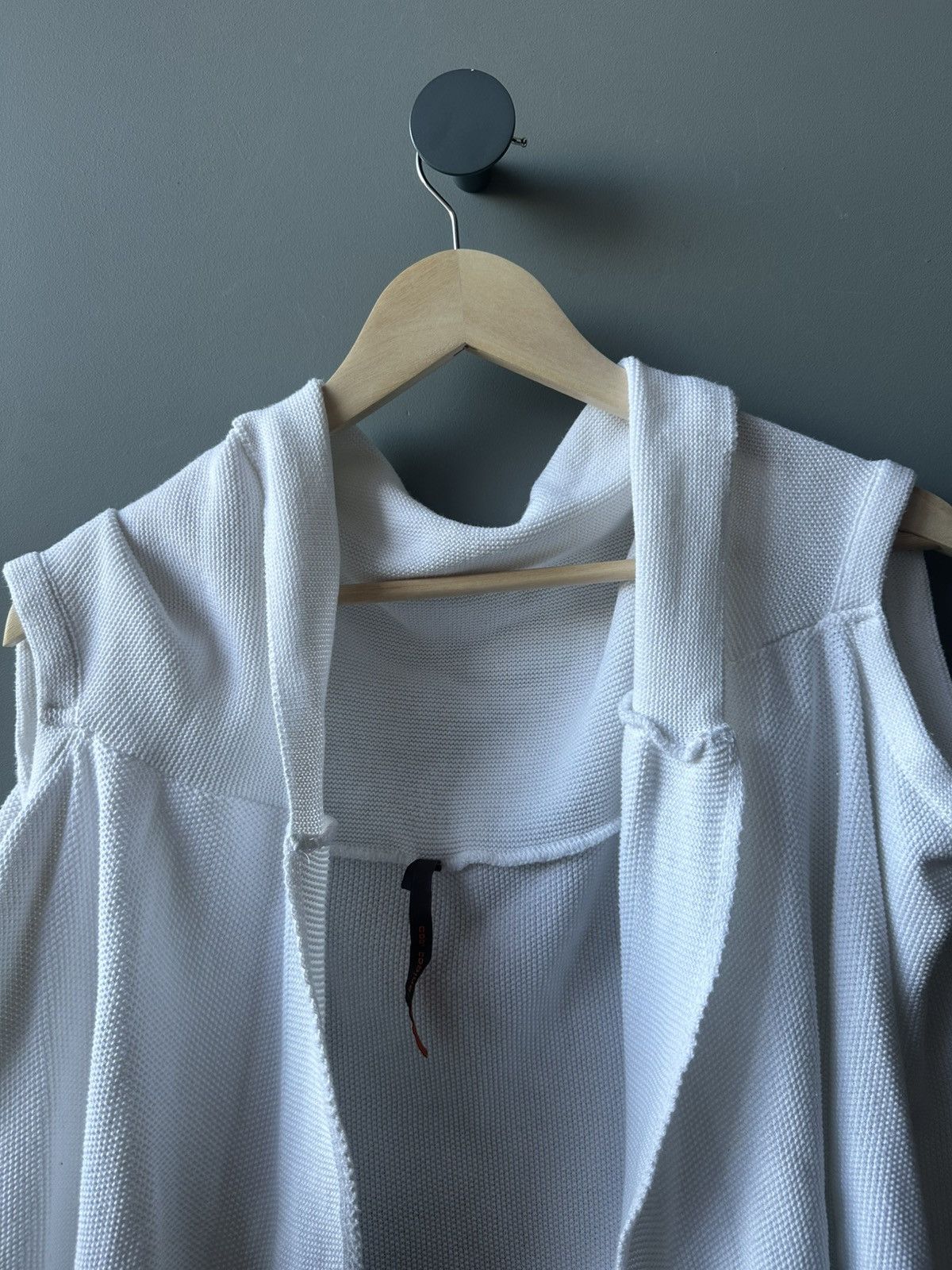 Cop Copine Cop Copine Cropped Sleeveless Shrug Open Front Knit Vest Size ONE SIZE - 2 Thumbnail